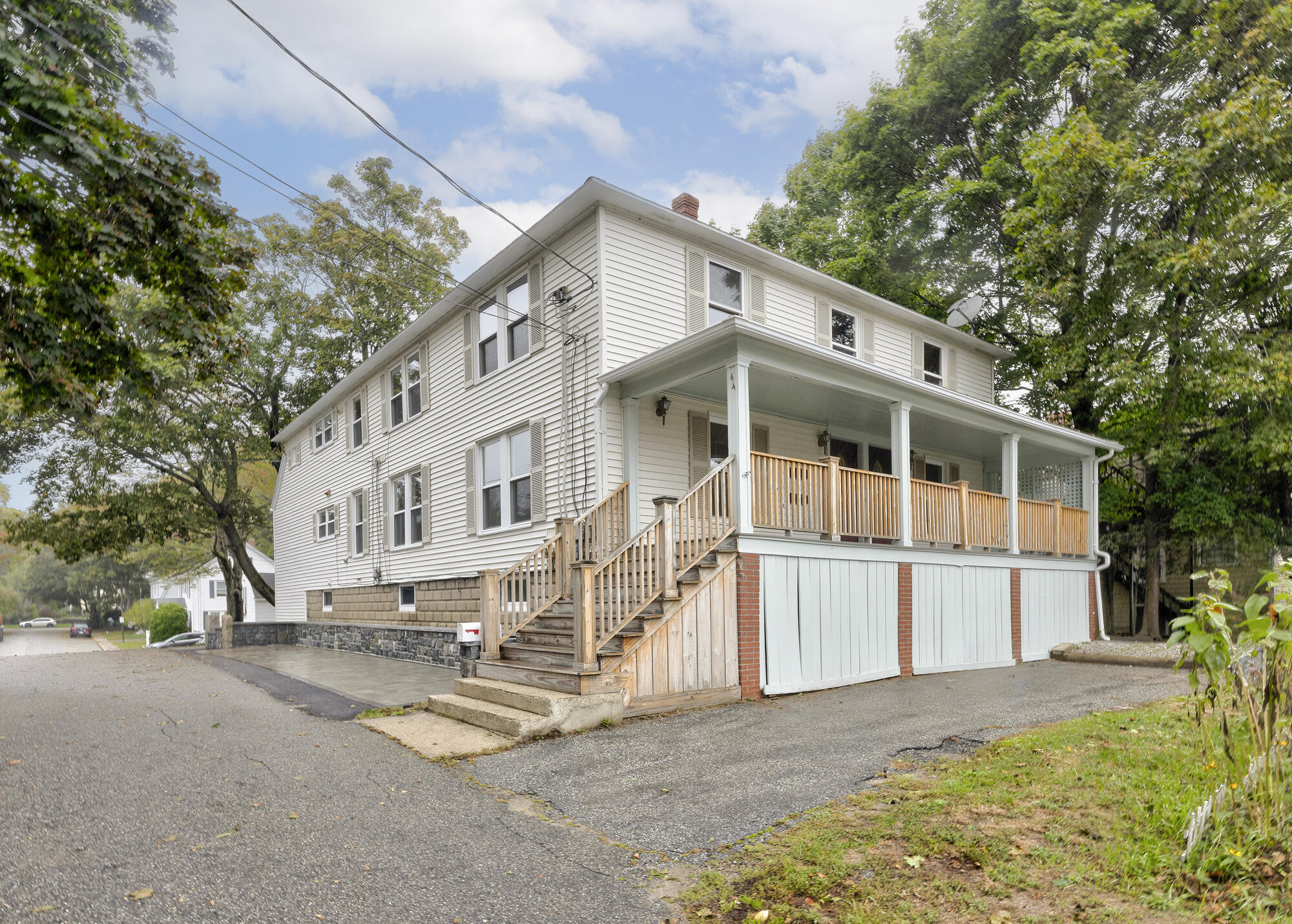 44 Warren Avenue Property Photo 1