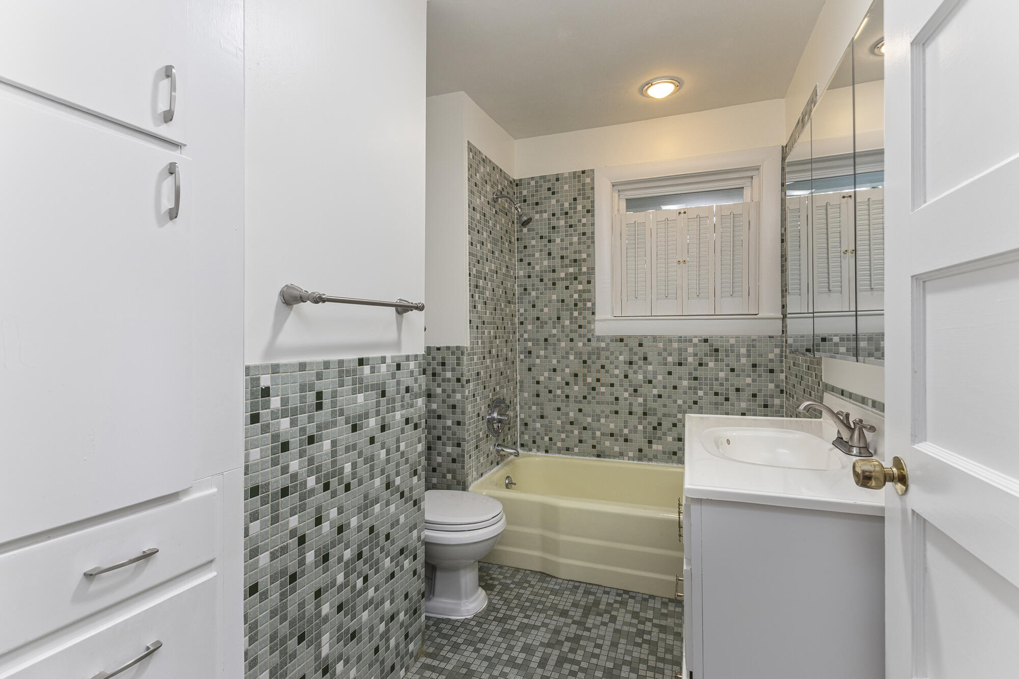 44 Warren Avenue Property Photo 17