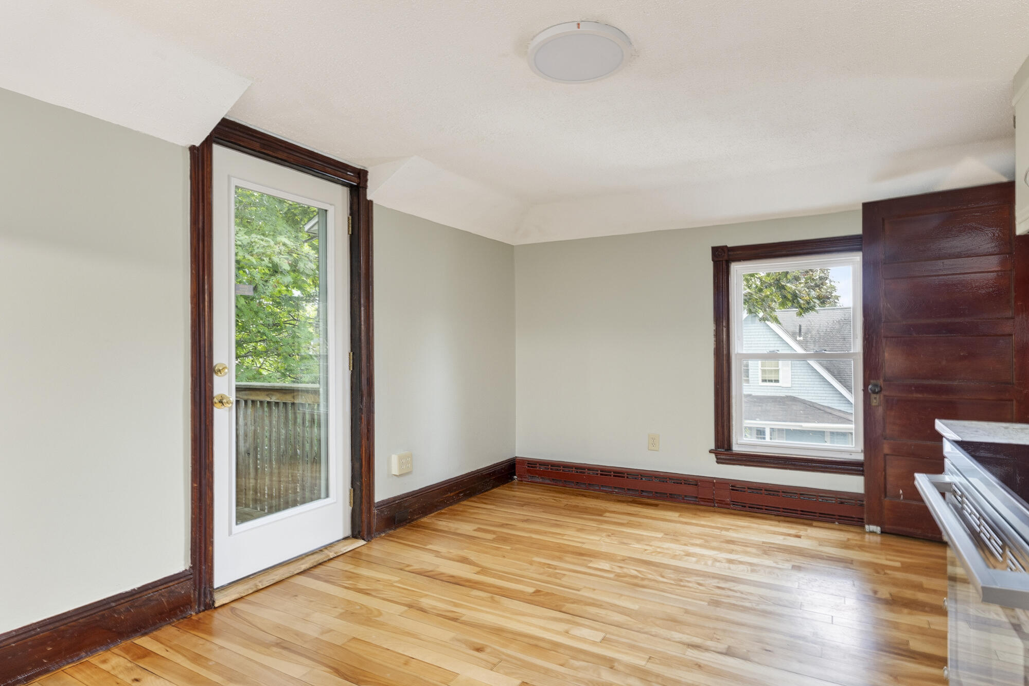 44 Warren Avenue Property Photo 37
