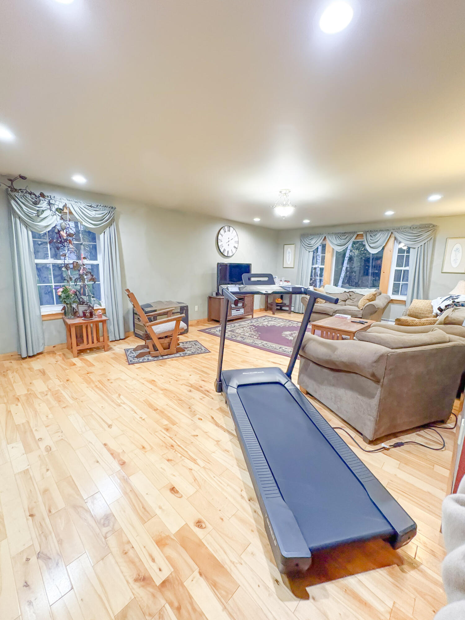 60 State Road Property Photo 6