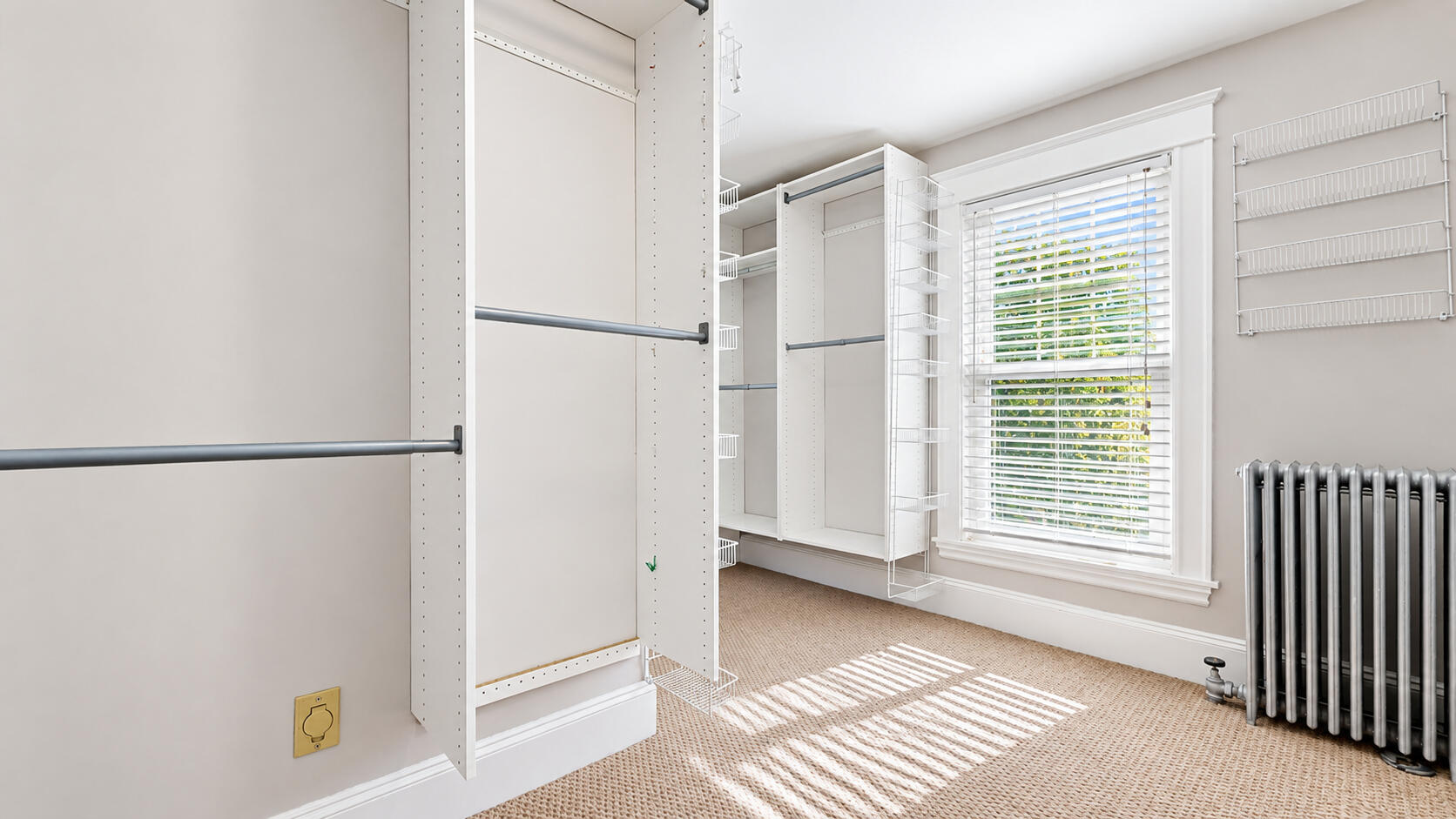 121 Read Street Property Photo 55