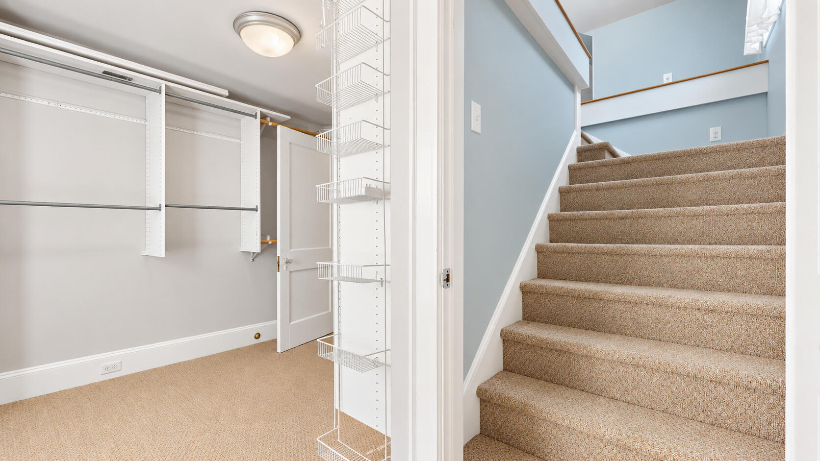121 Read Street Property Photo 58