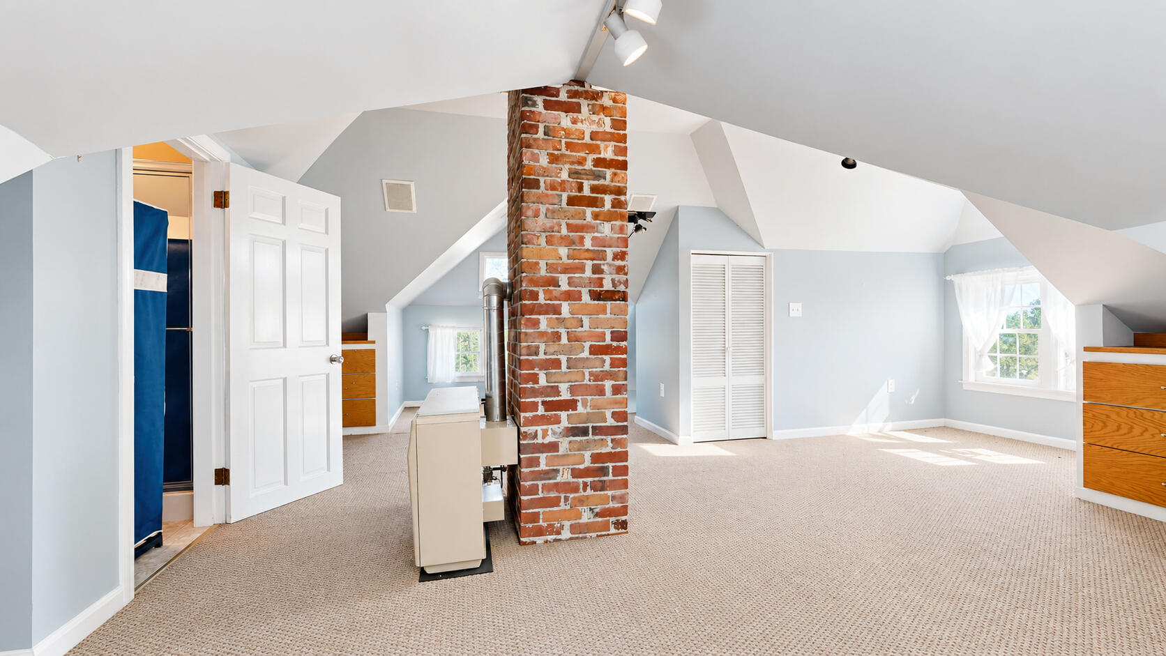 121 Read Street Property Photo 64