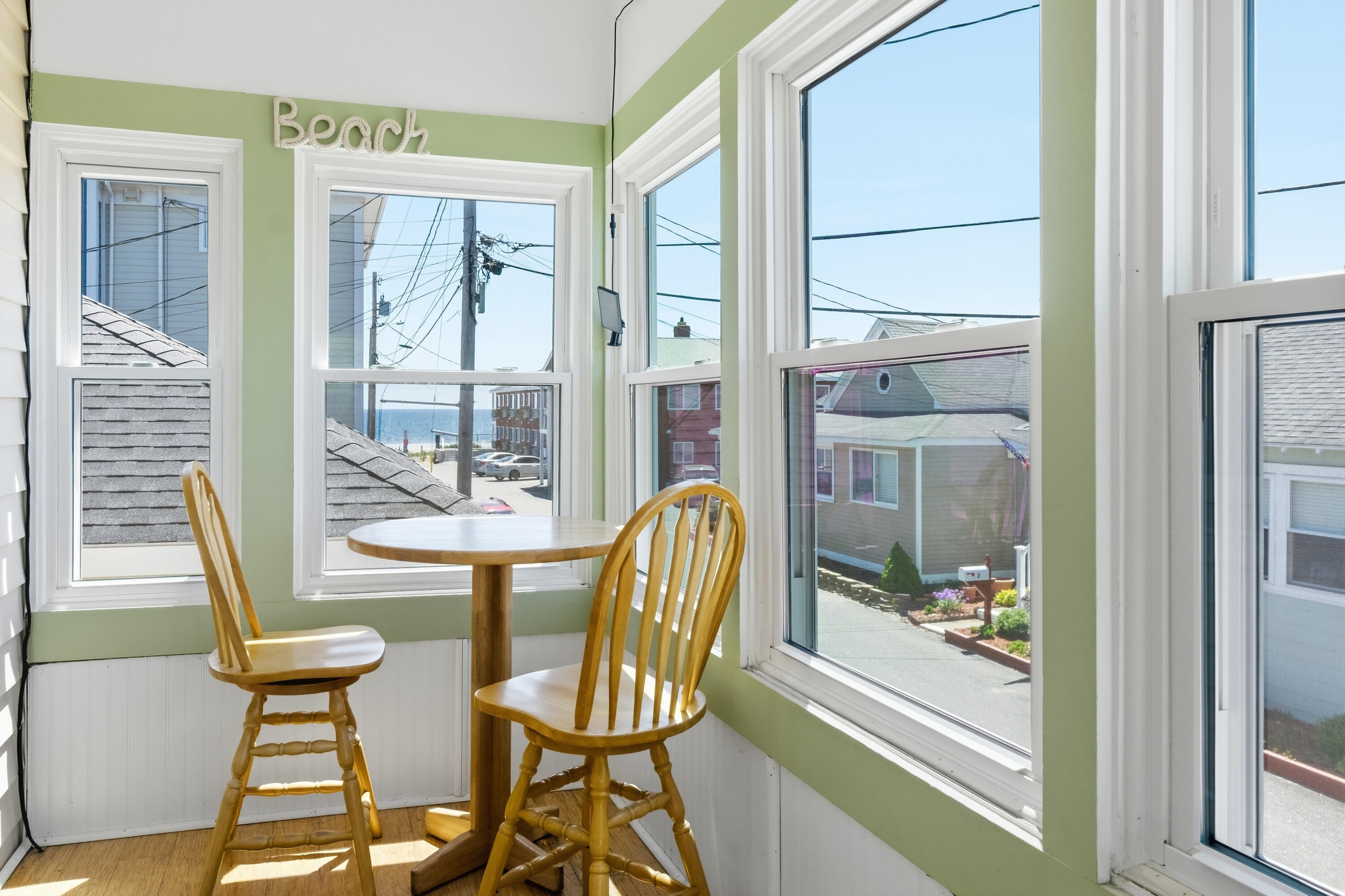 75 E Grand Avenue Property Photo 21
