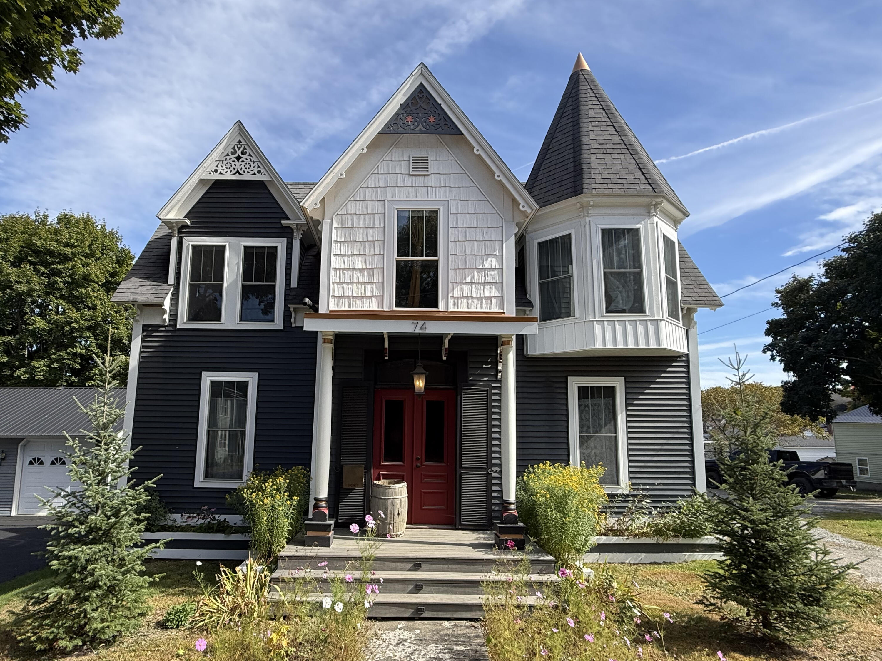 74 Court Street Property Photo 1