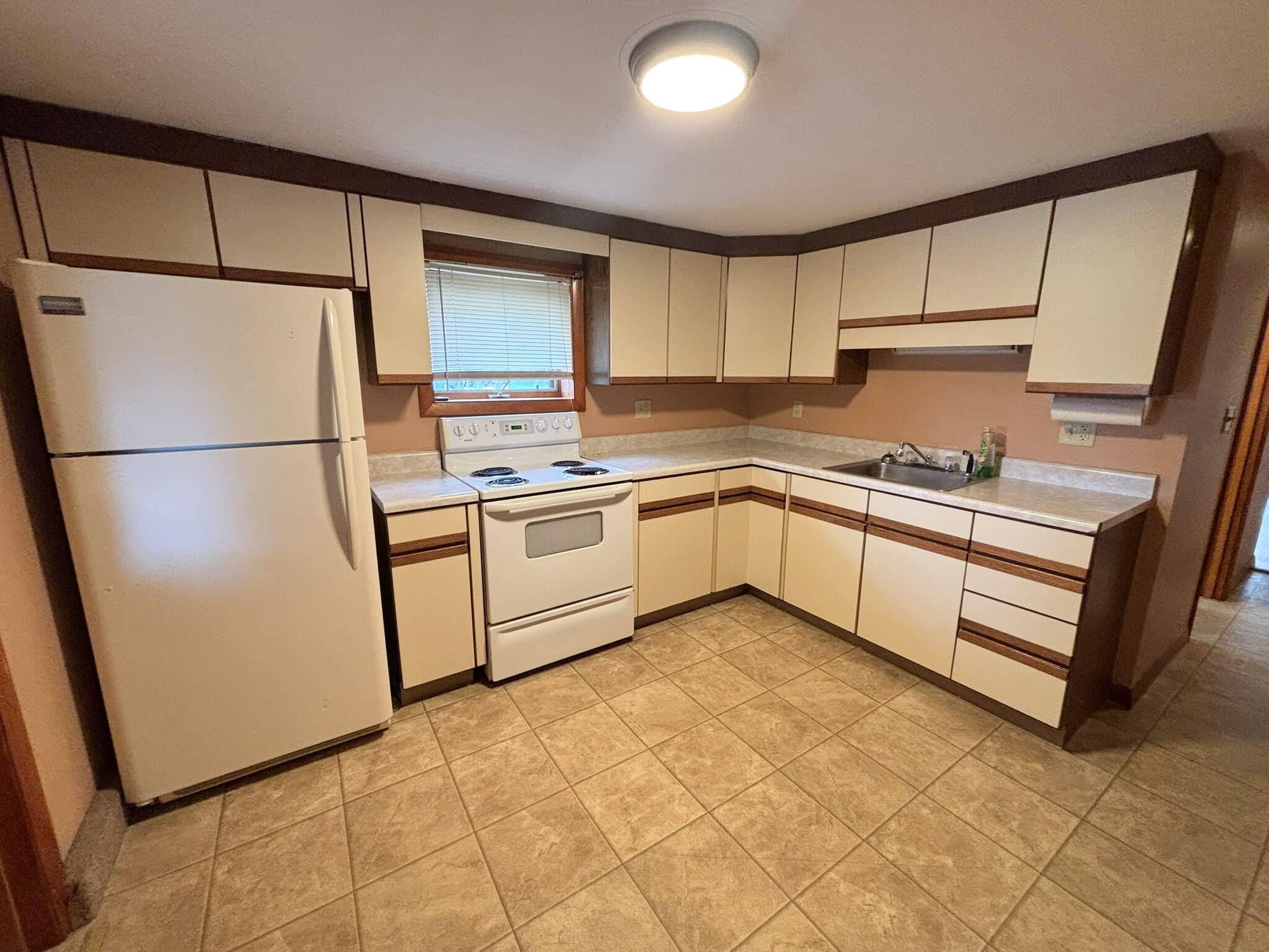 19 Jeffrey Street Property Photo 4