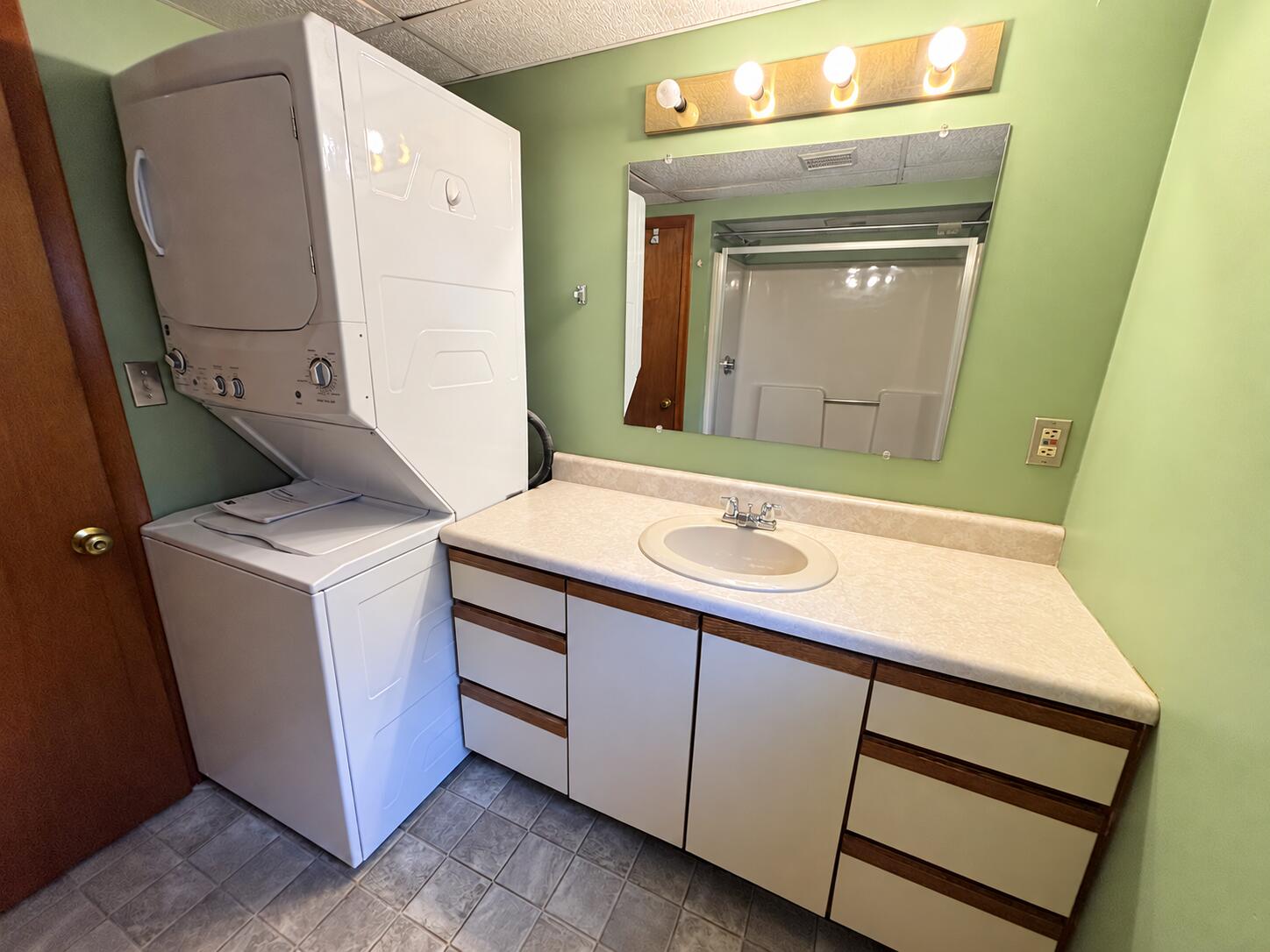19 Jeffrey Street Property Photo 17