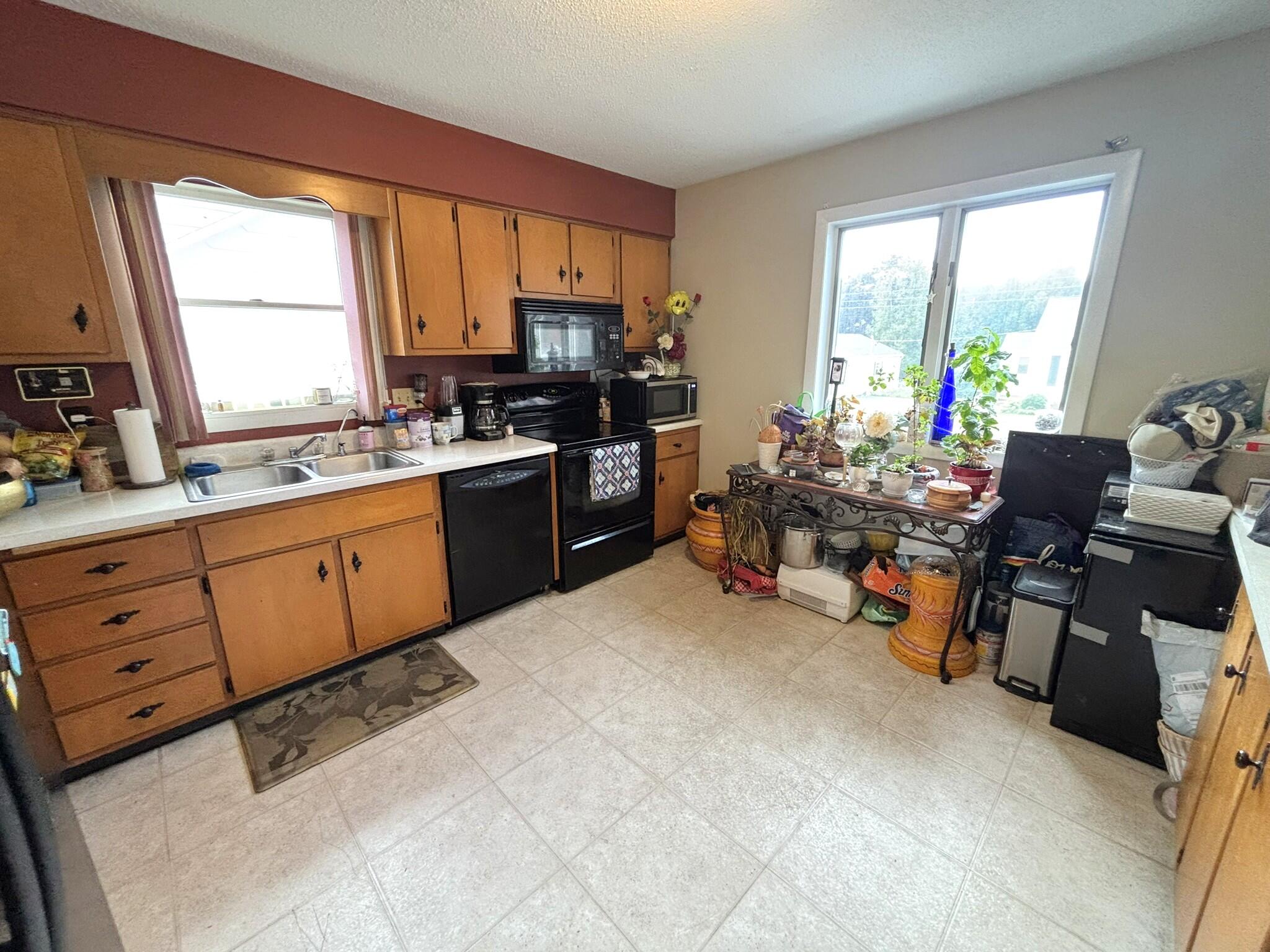 19 Jeffrey Street Property Photo 28