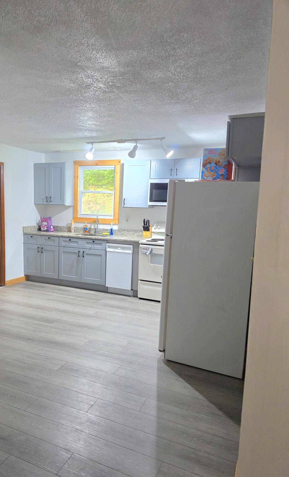 2496 N Belfast Avenue Property Photo 5