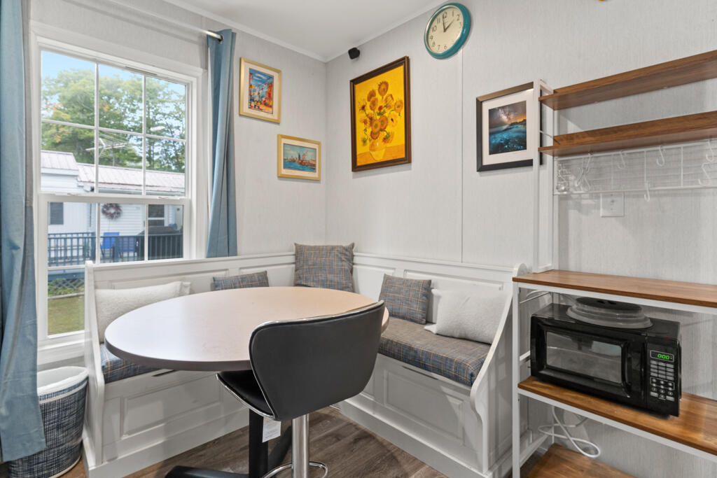 24 Primrose Lane Property Photo 4