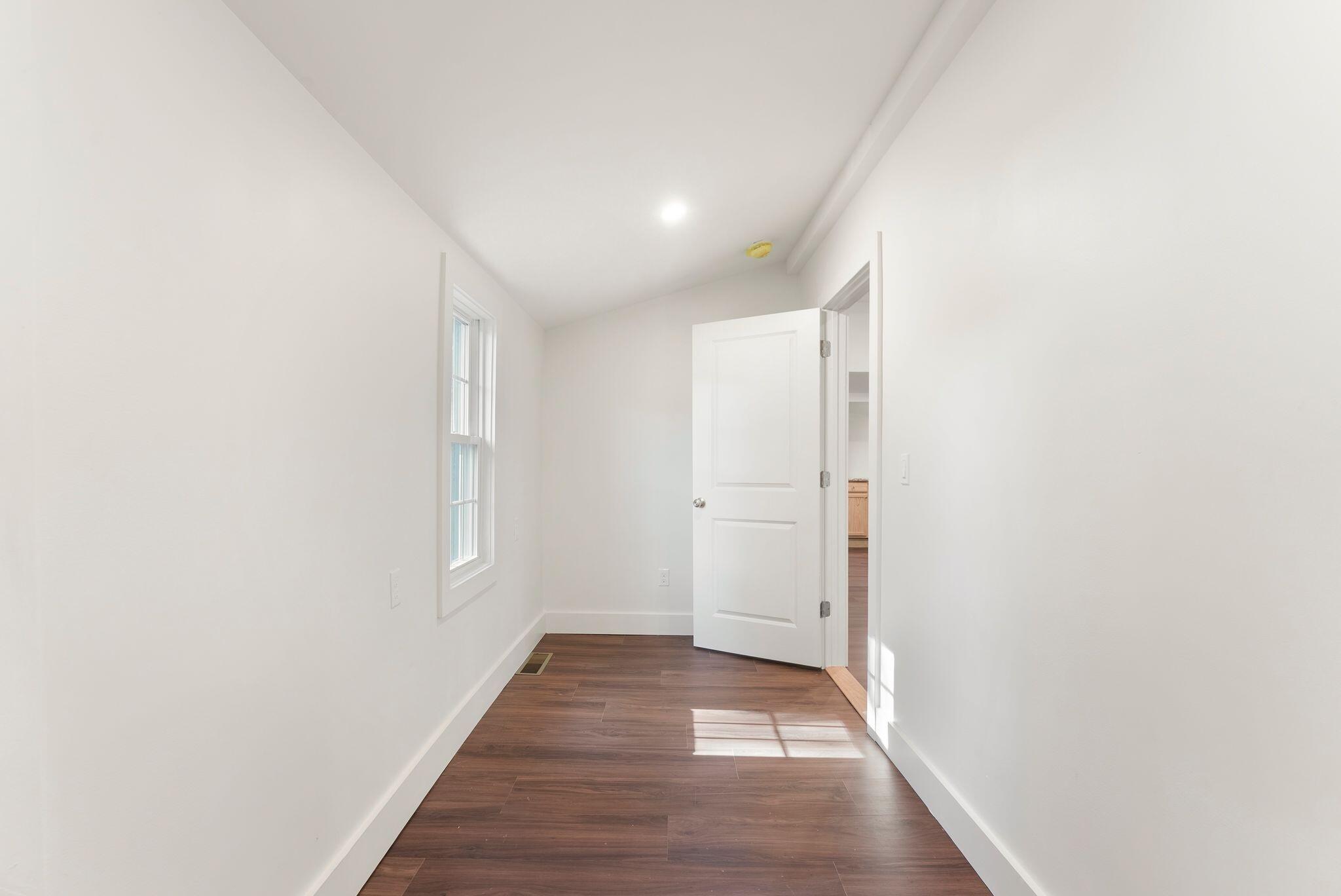 156 Roosevelt Trail Property Photo 15