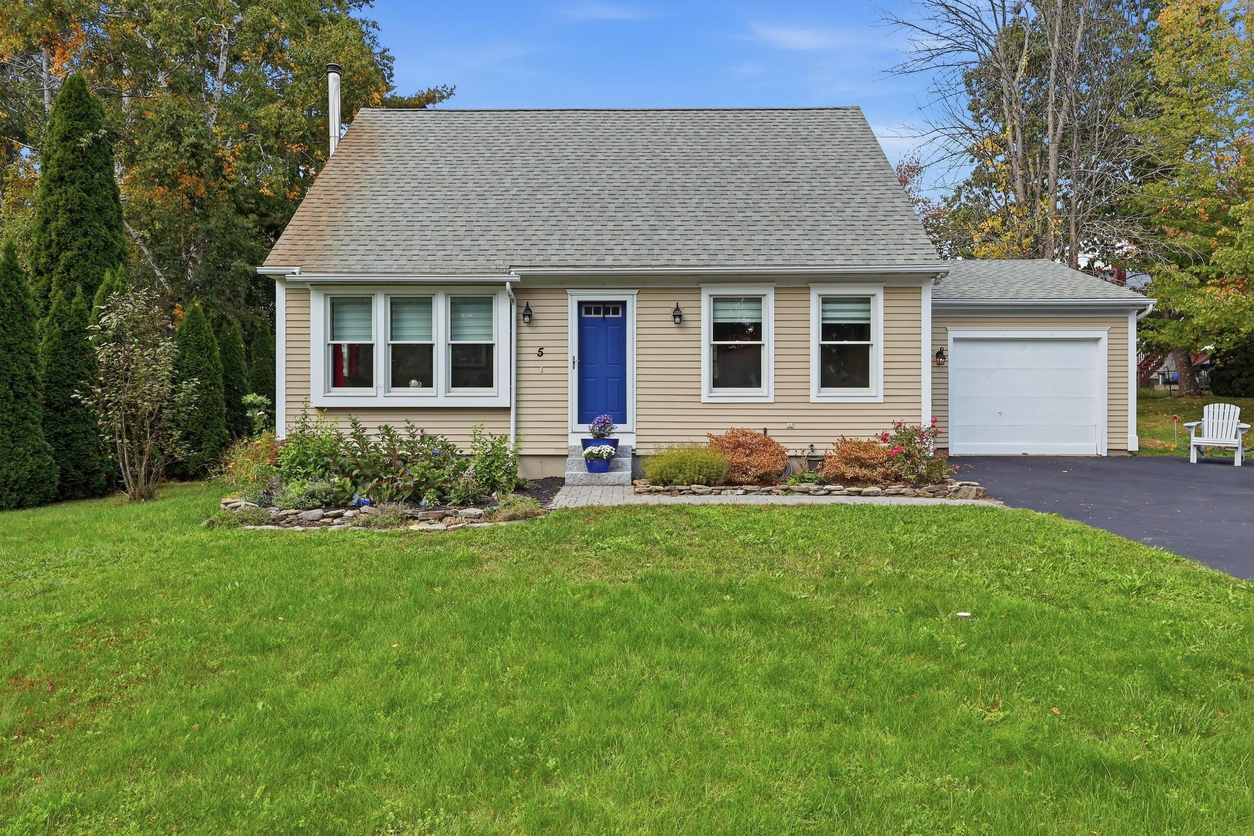 5 Birkdale Circle Property Photo 1
