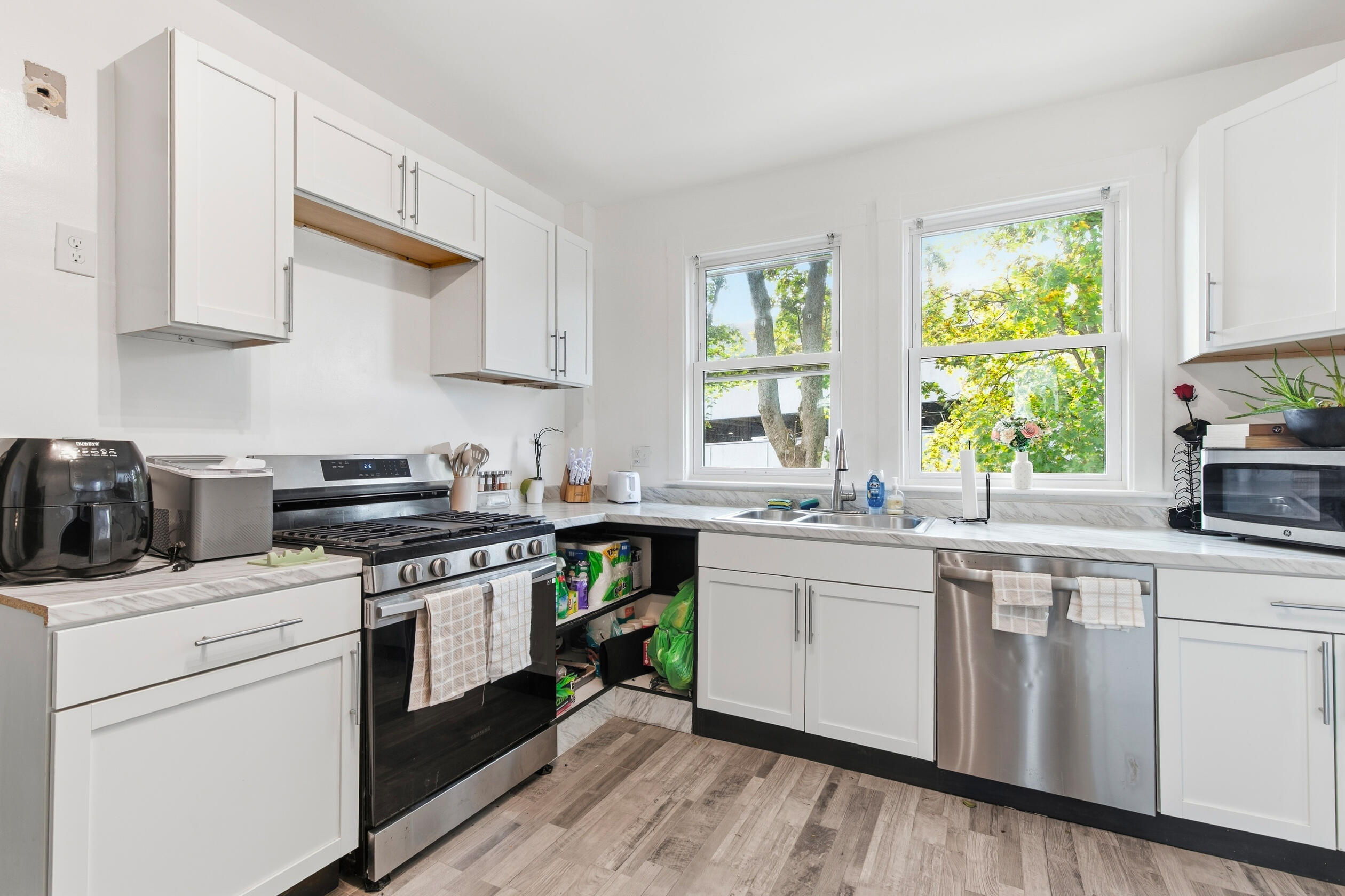 49 Dana Court Property Photo 11