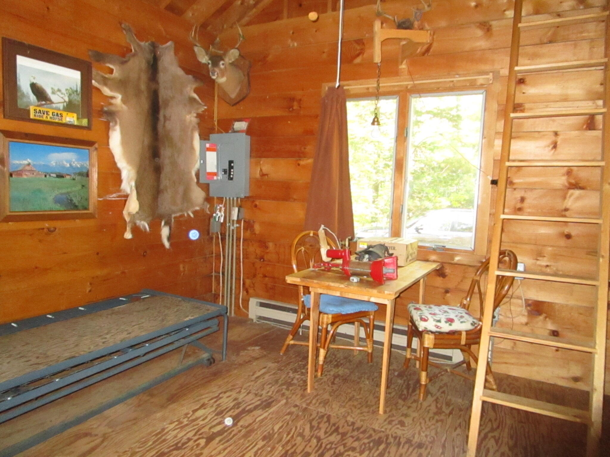 529 Redding Road Property Photo 6