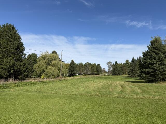 52 Sawyer Road North Half Property Photo 1