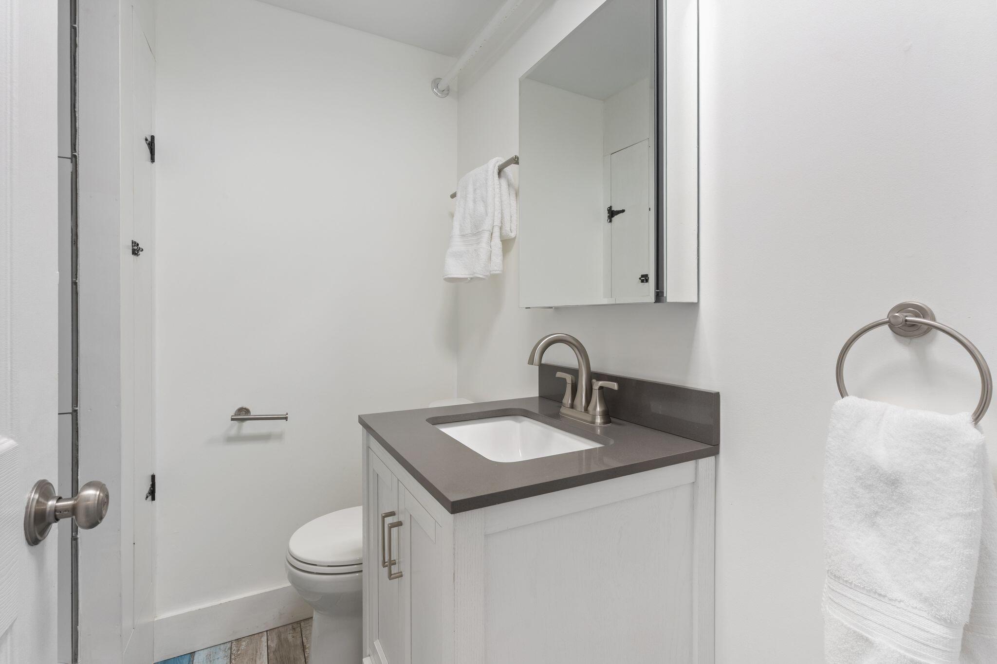 3 Bay Avenue 24 Property Photo 31