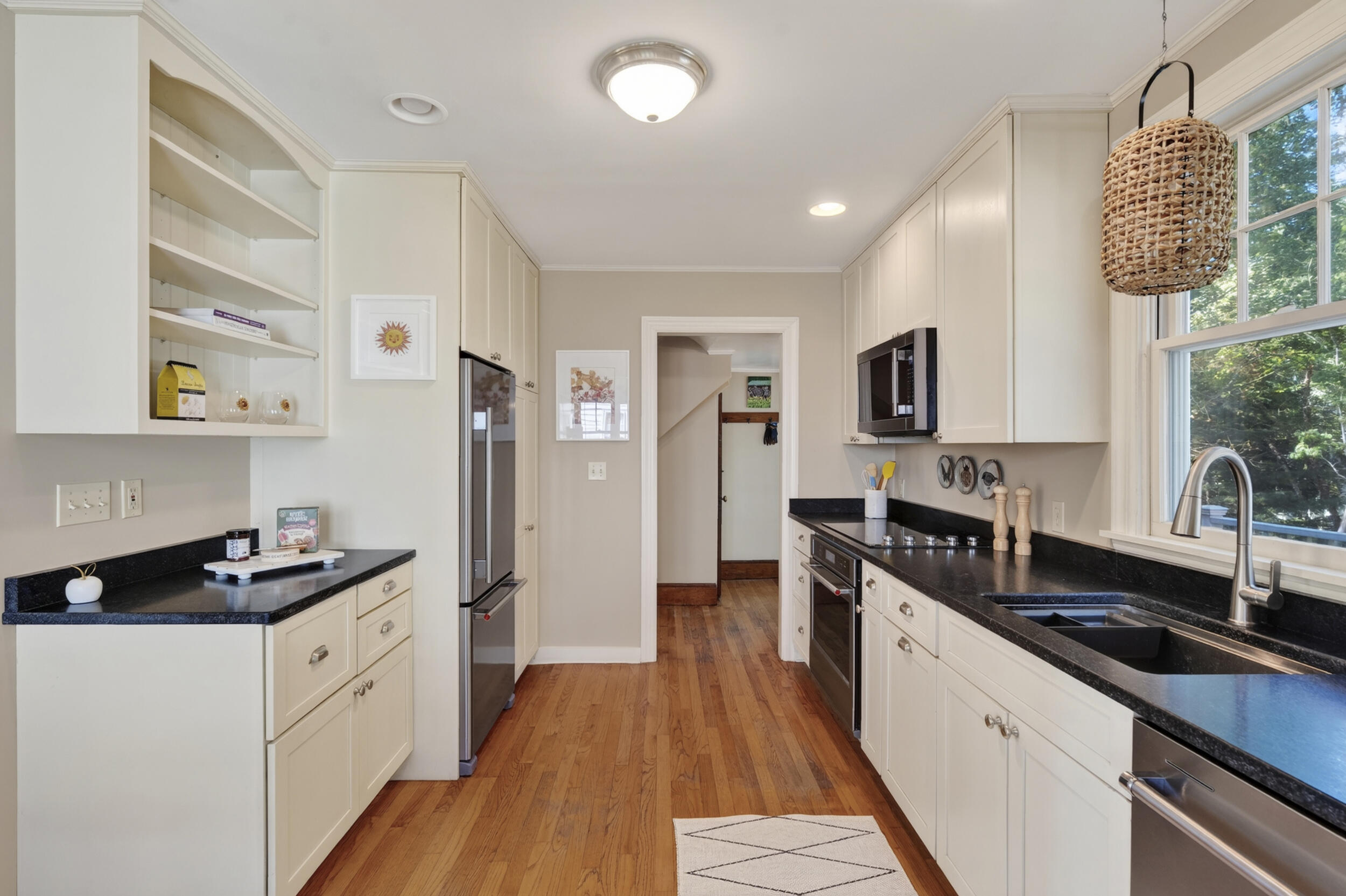 29 Longfellow Street Property Photo 12