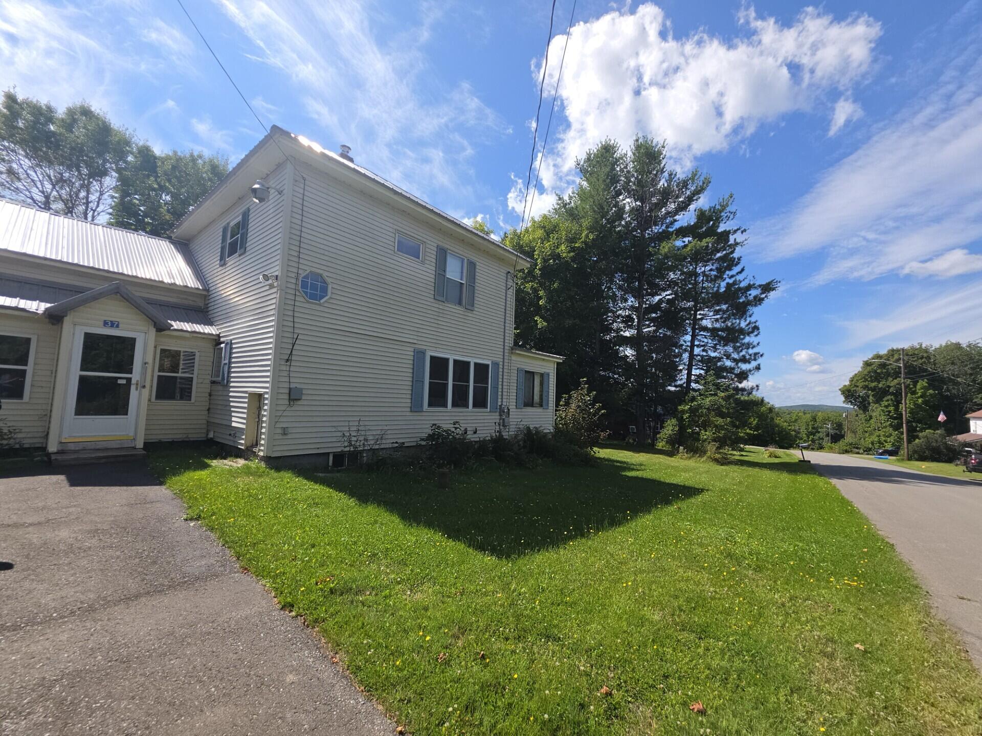 37 Pleasant Street Property Photo 1