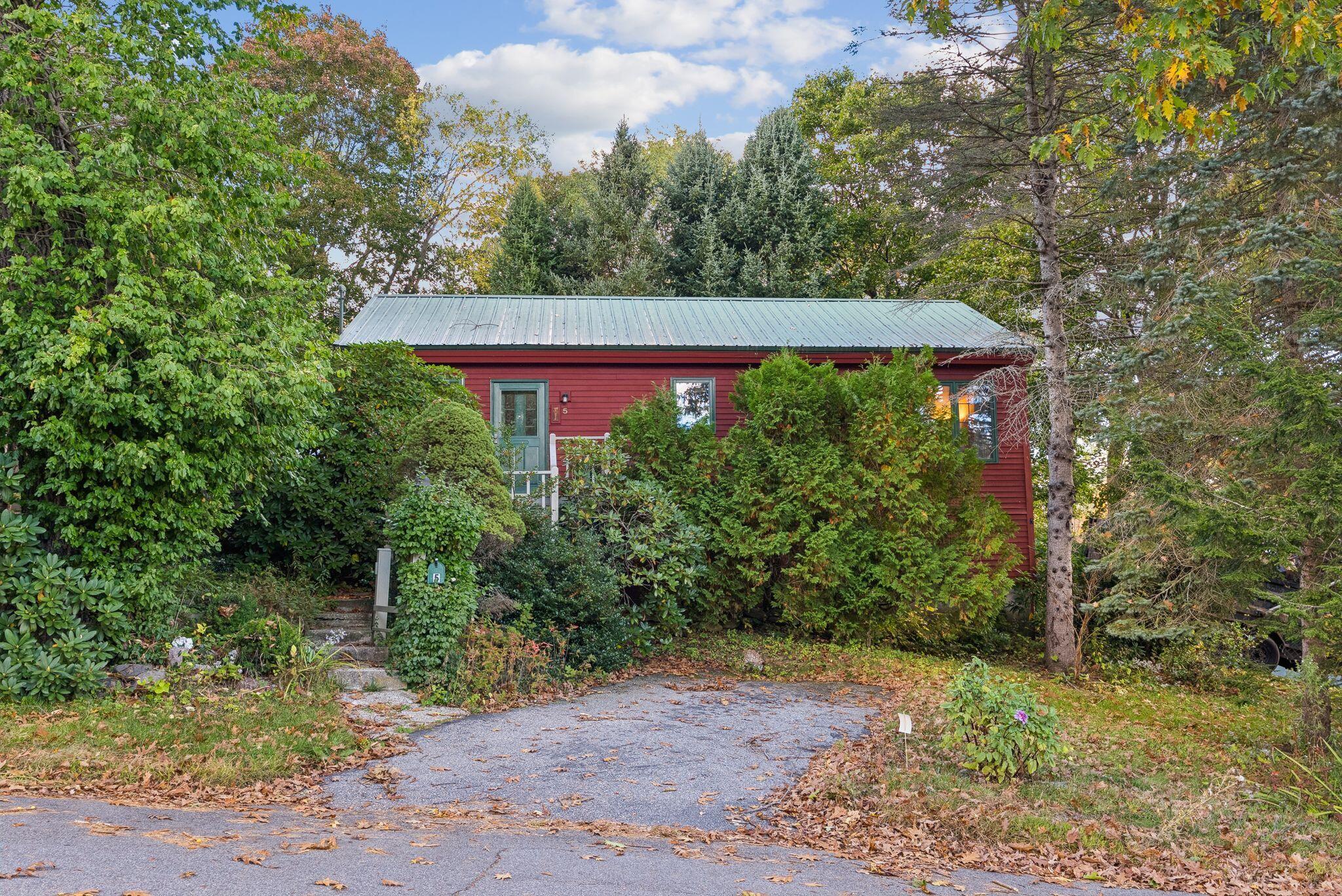 5 Acorn Street Property Photo 1