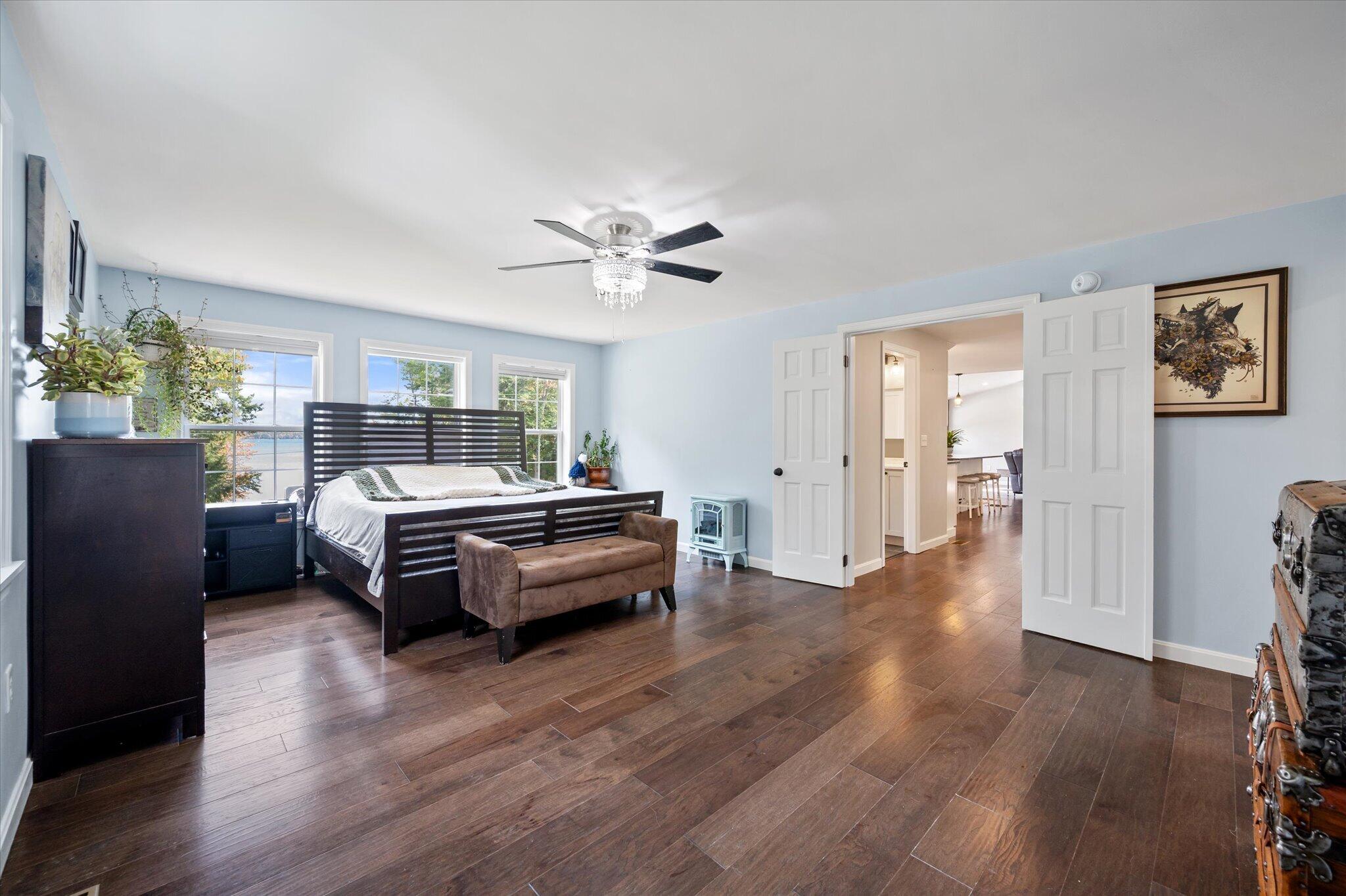 175 N Kennedy Boulevard Property Photo 29
