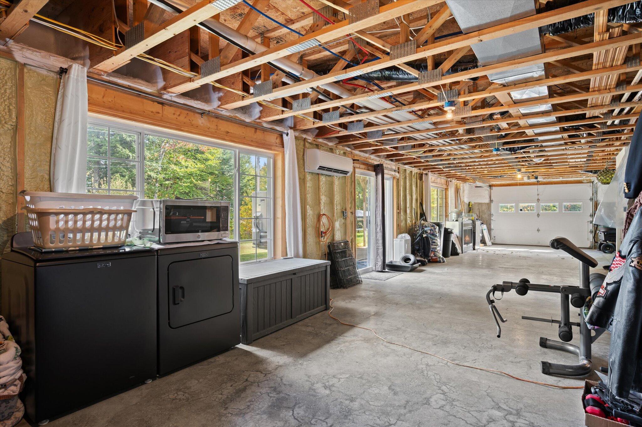 175 N Kennedy Boulevard Property Photo 43