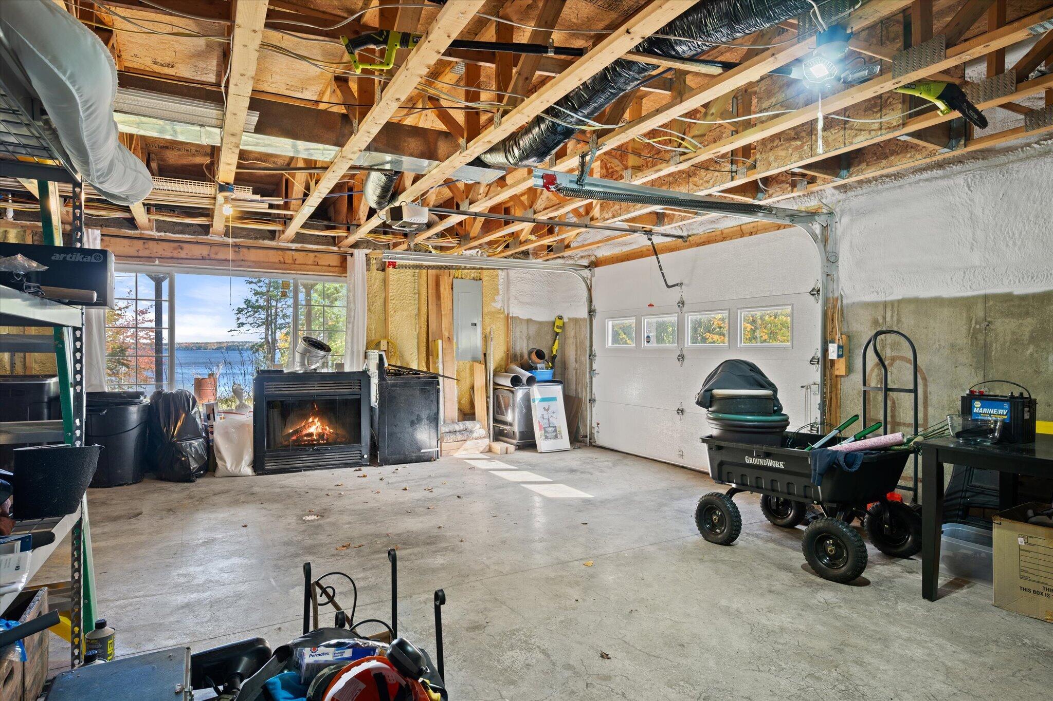 175 N Kennedy Boulevard Property Photo 44