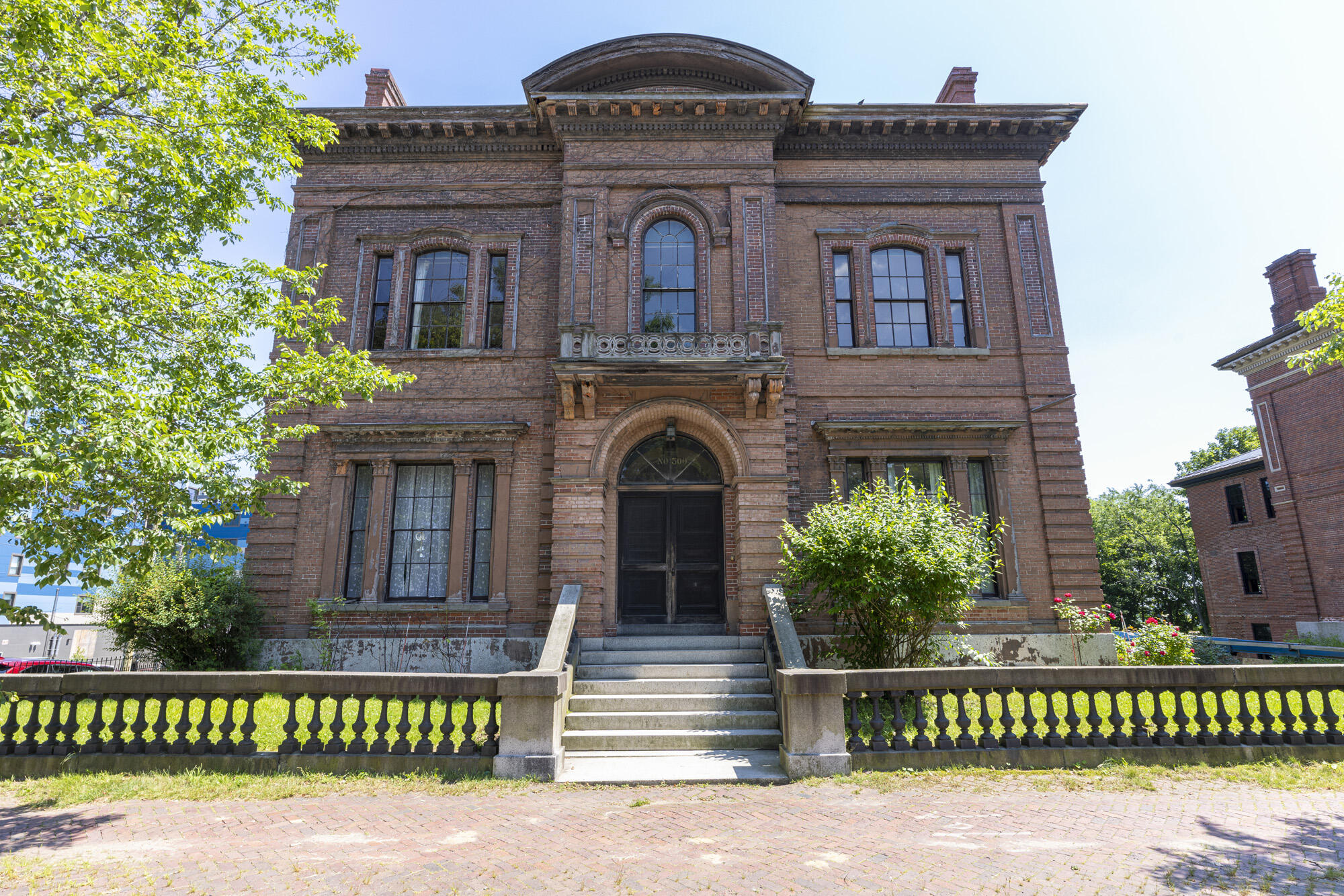 300 Danforth Street Property Photo 1