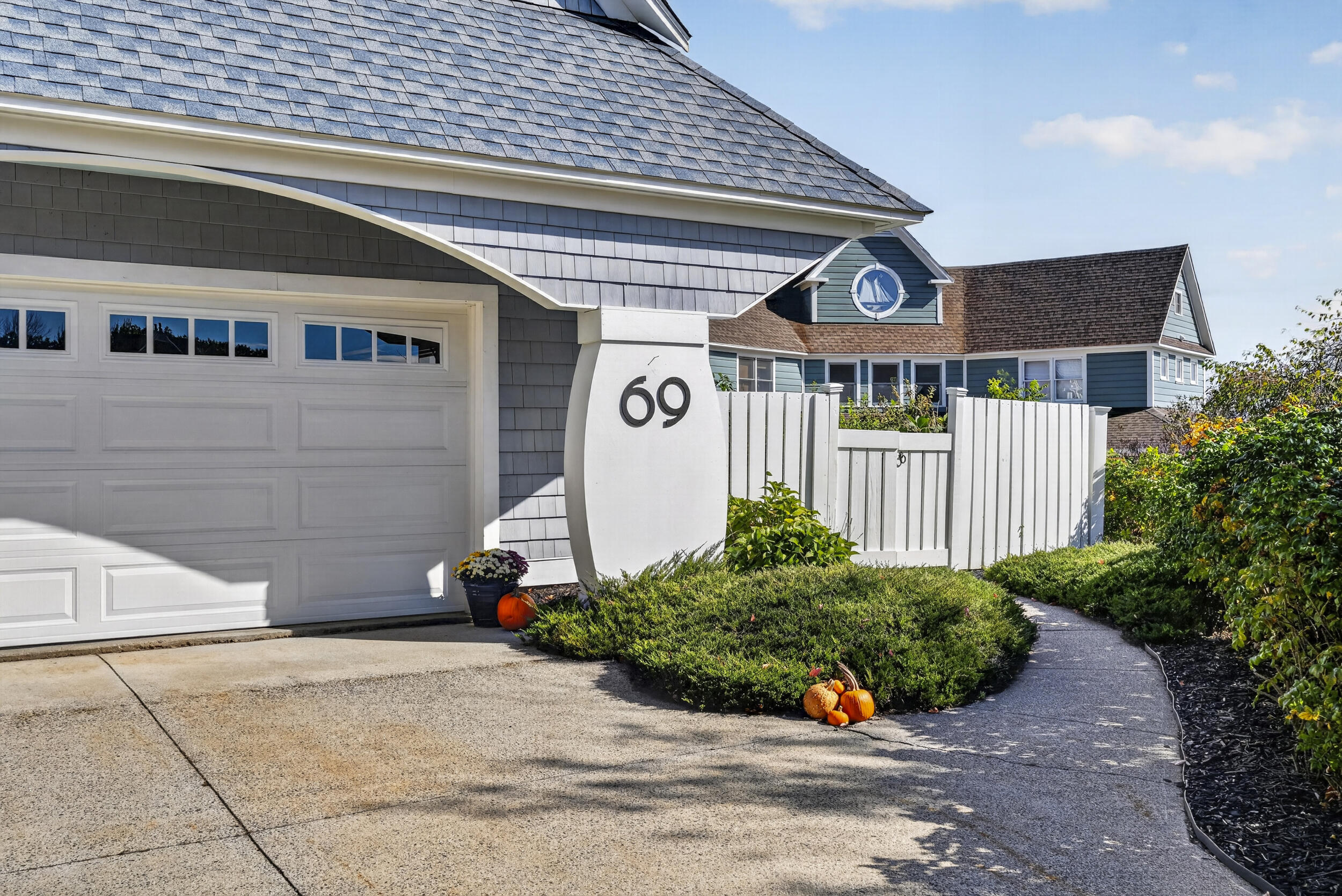 69 Summer Place Property Photo 1