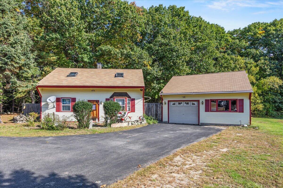 999 Sanford Road Property Photo 1
