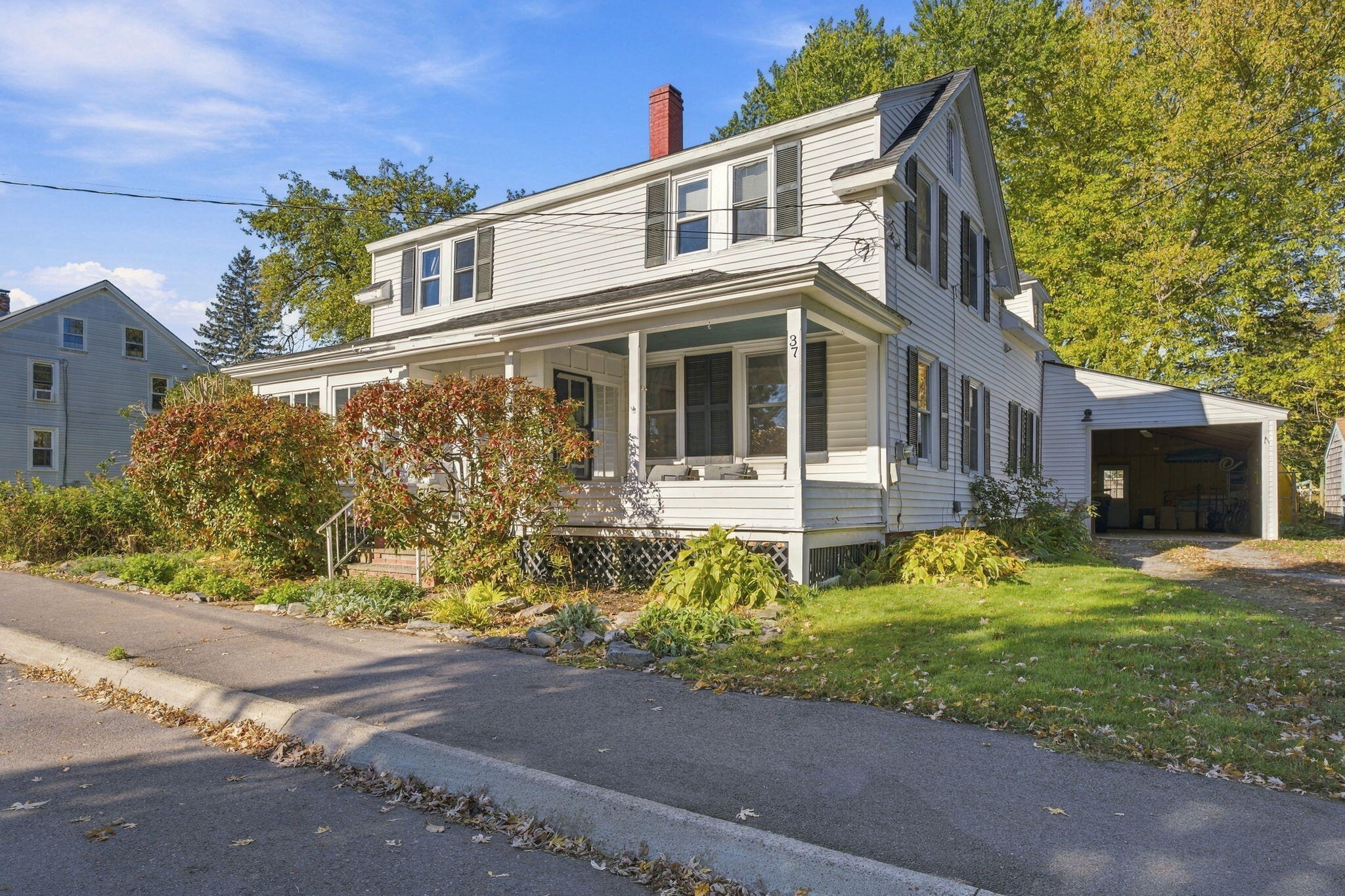 37 Broadway Property Photo 1