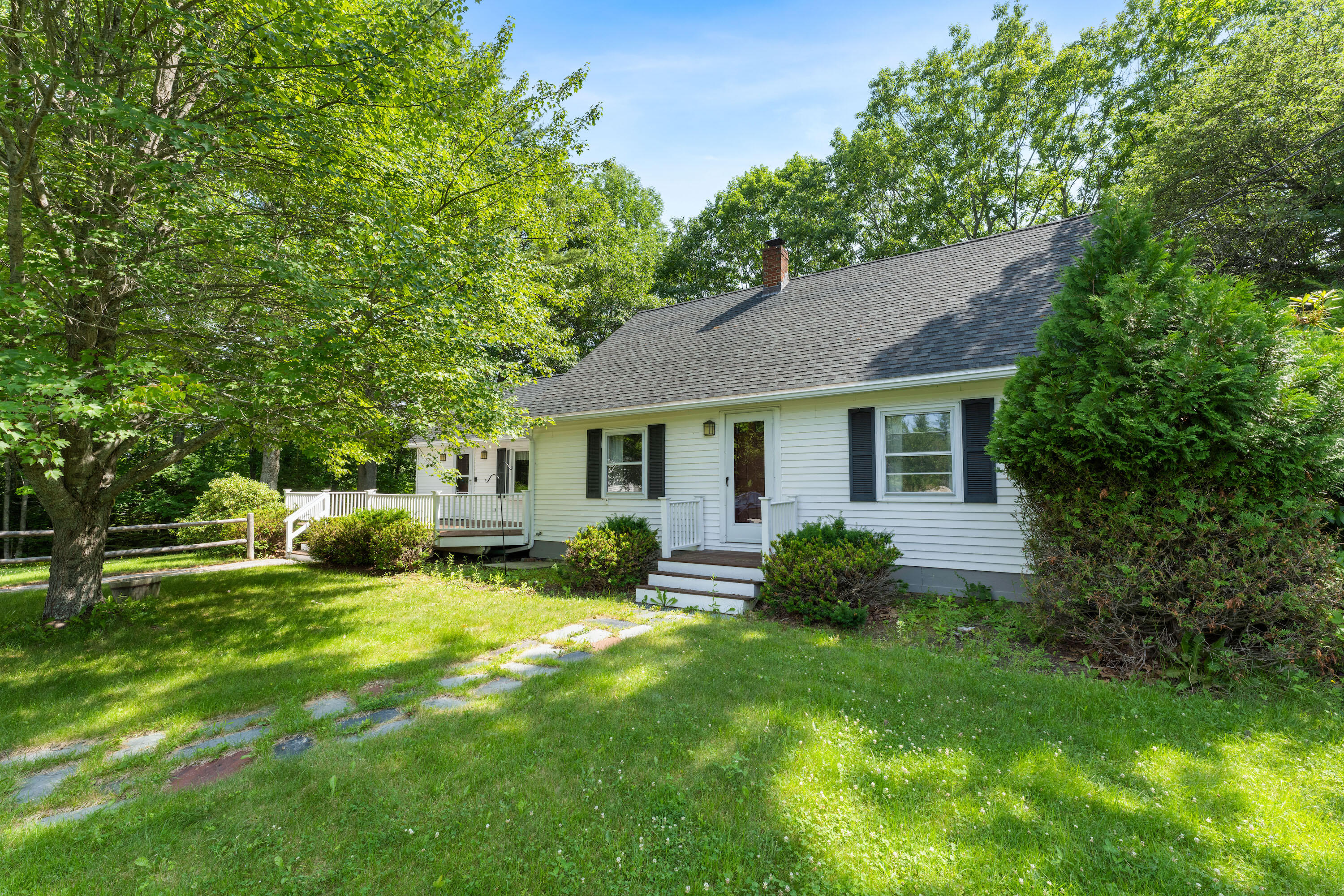 7 Ruth Avenue Property Photo 1