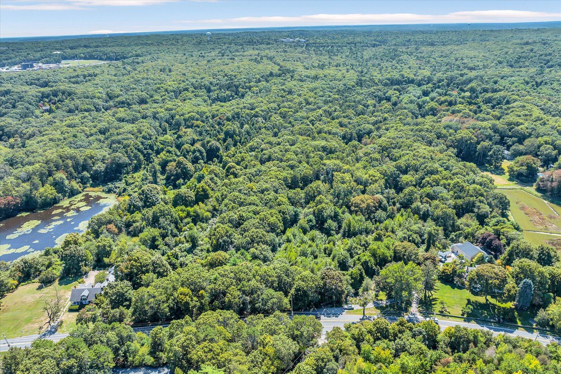 306 Route 6a Property Photo 6
