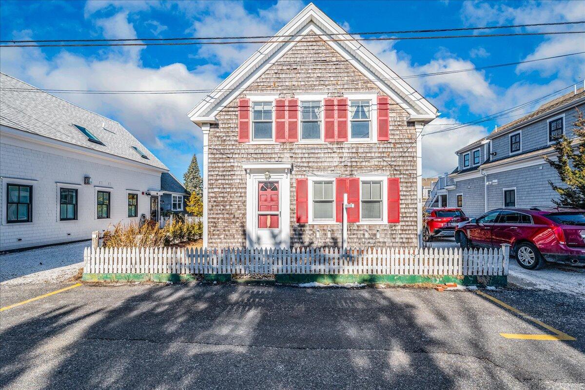 9 Conant Street Property Photo 1