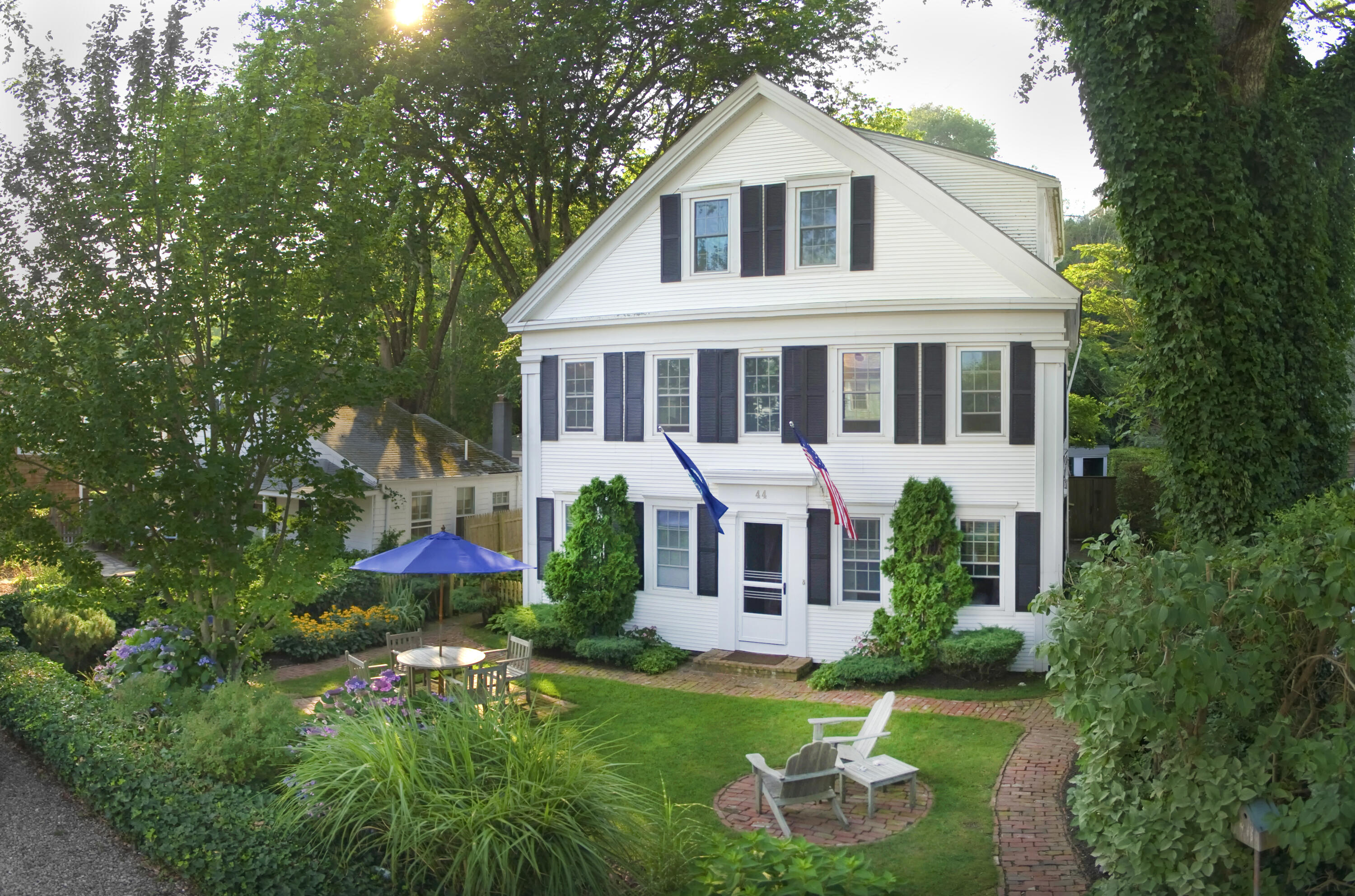 44 Commercial Street Property Photo 1