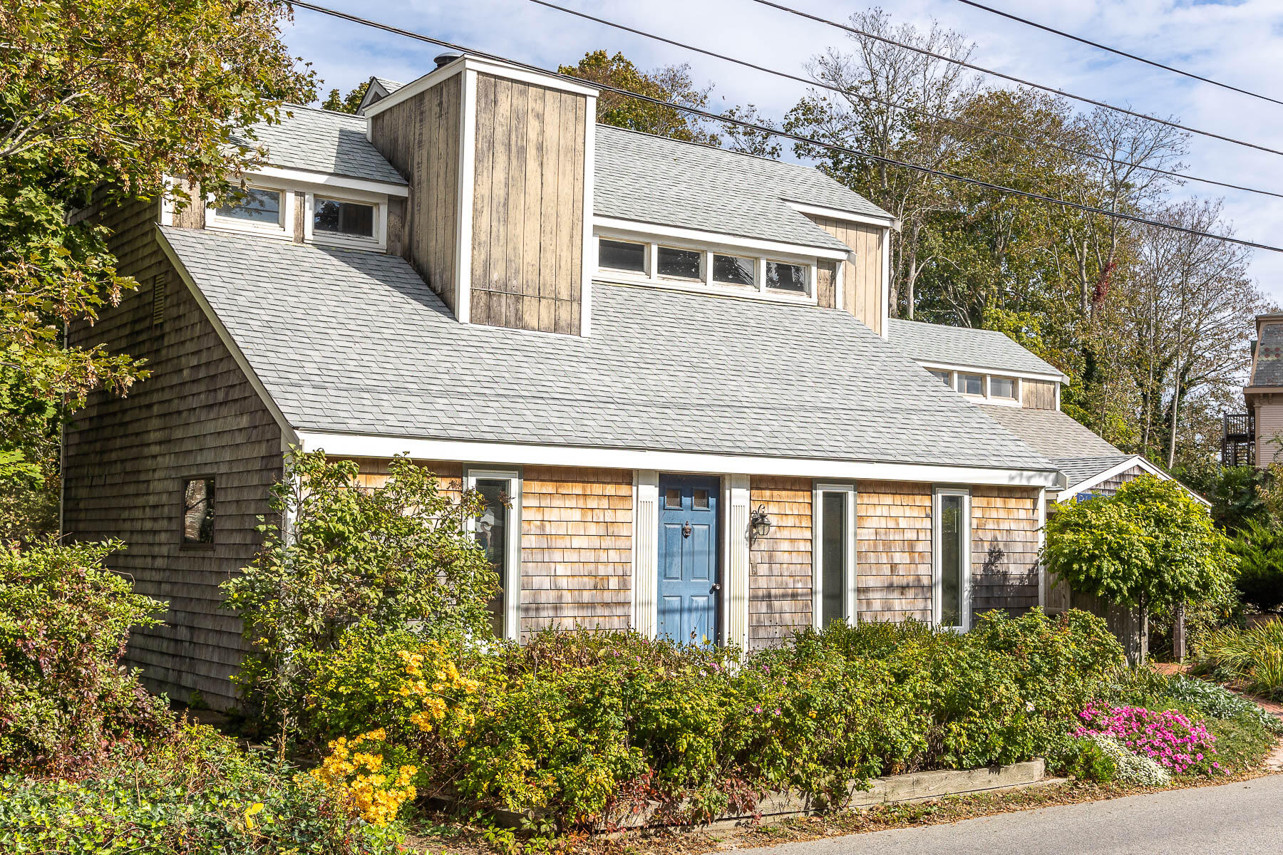 20 Bank Street Property Photo 31