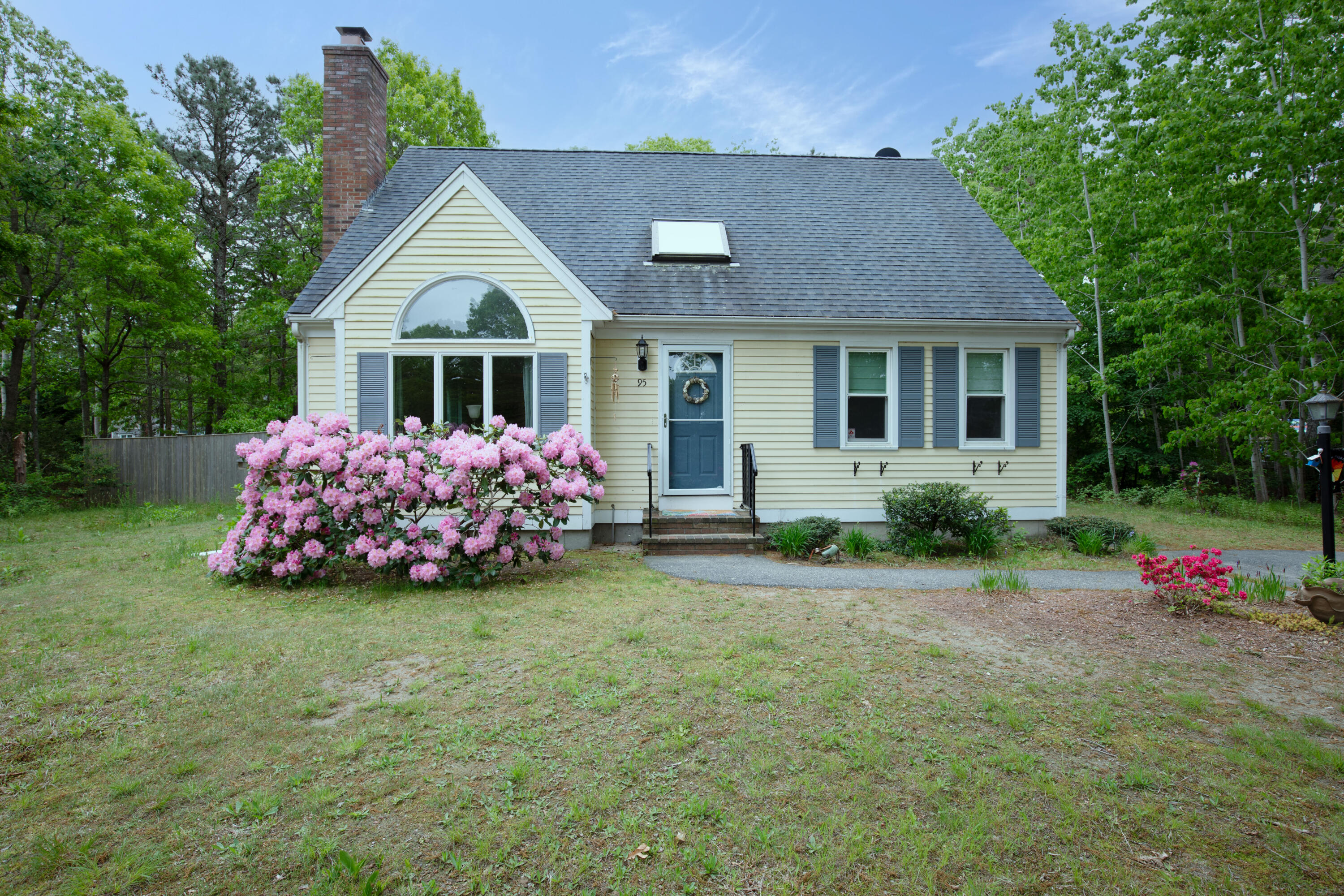 95 Rockville Avenue Property Photo 1