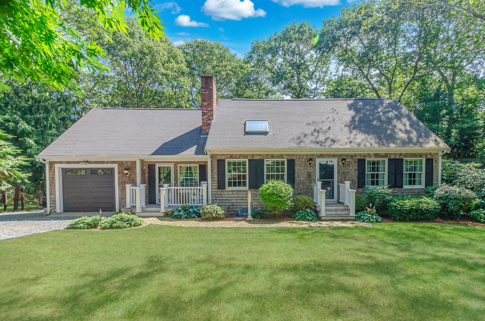 35 Meadow Haven Drive Property Photo 1