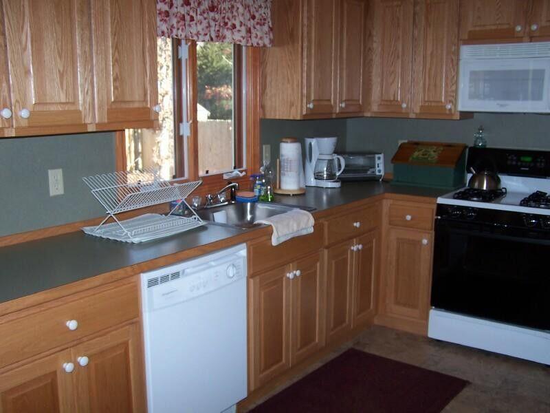 6 Hawthorn Street Property Photo 6