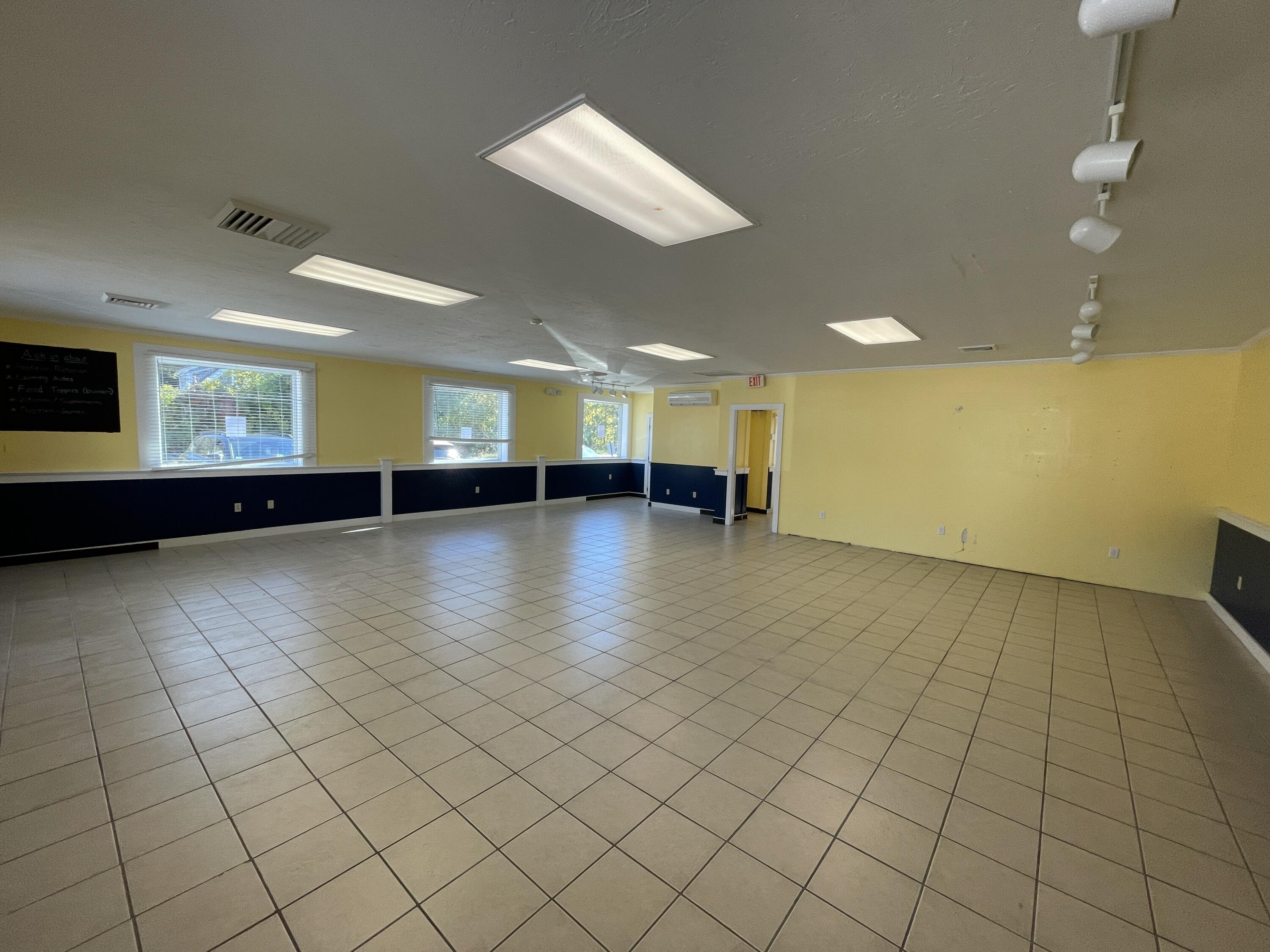 410 W Falmouth Highway Property Photo 12