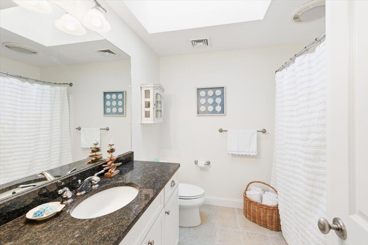 480 Main Street Unit 13 Property Photo 28