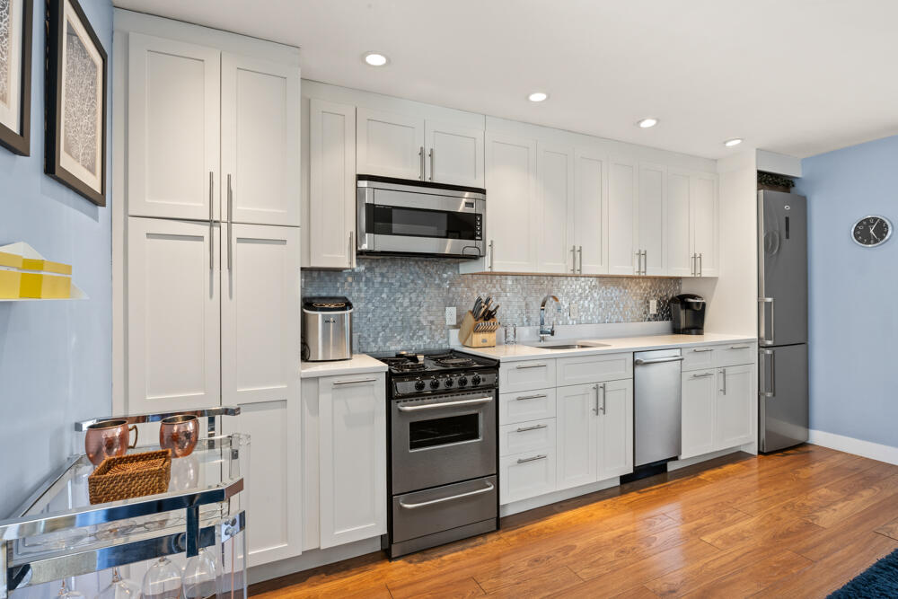 147 Commercial Street Property Photo 16