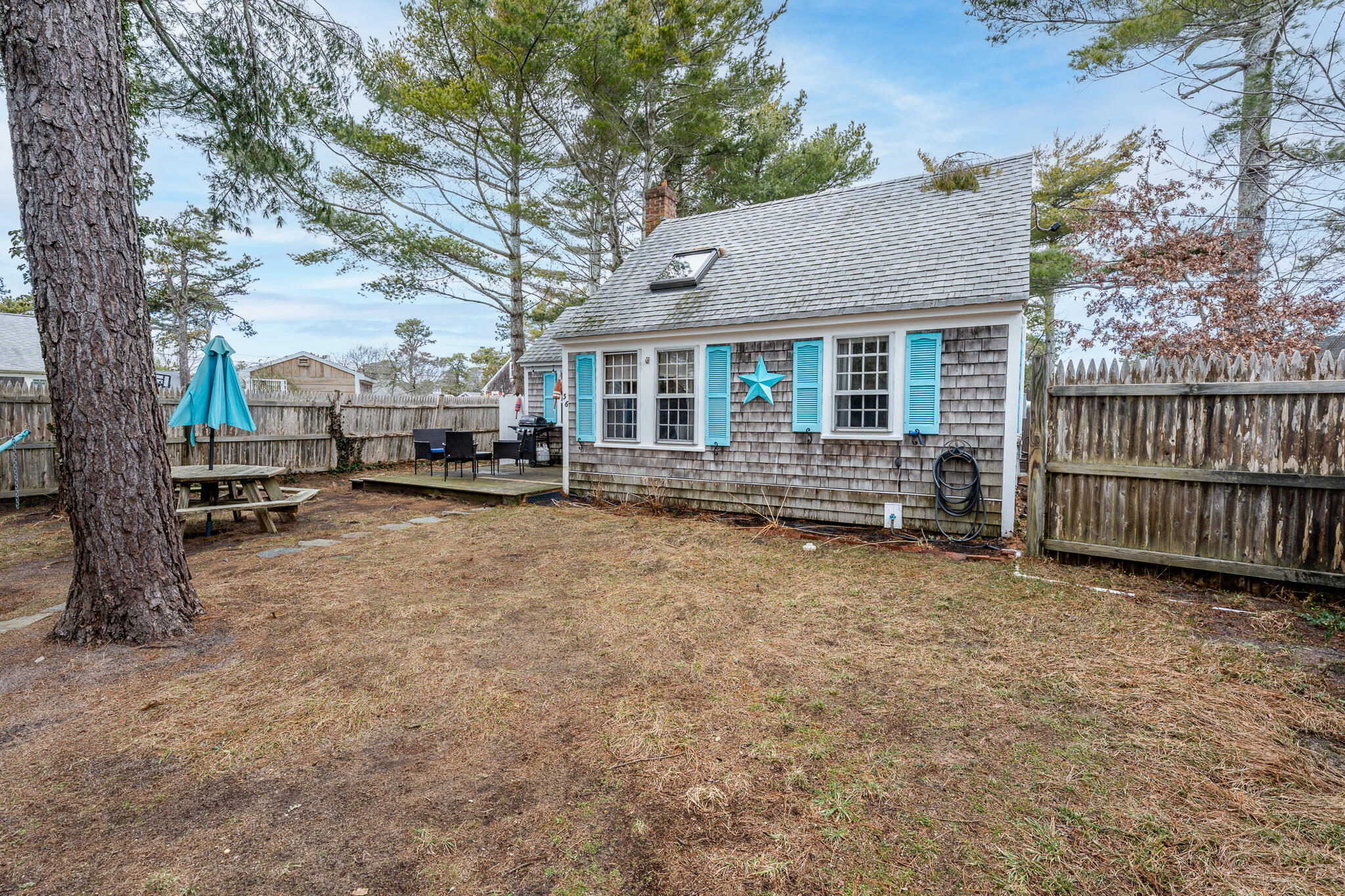 36 Lora Lane Property Photo 2