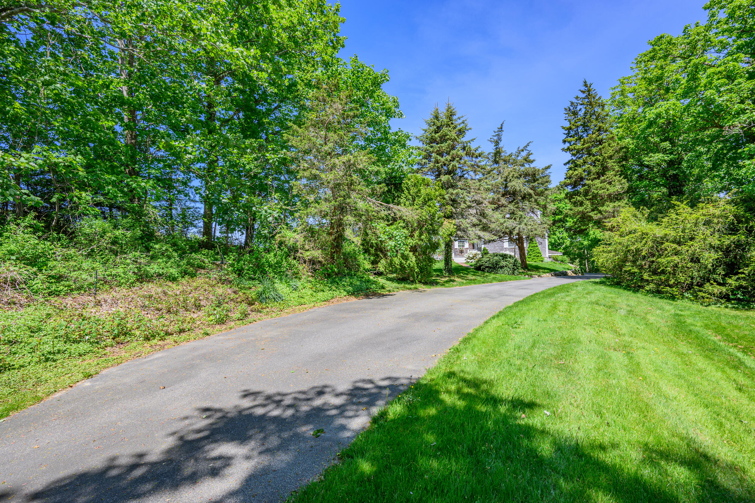 46 Route 6a Property Photo 11