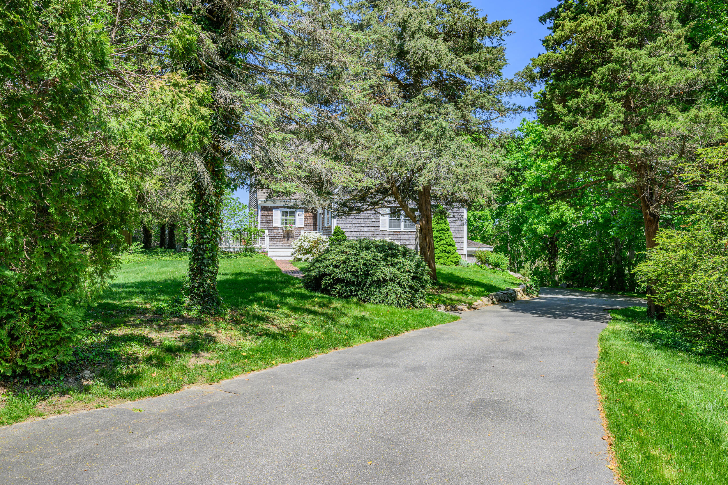 46 Route 6a Property Photo 12