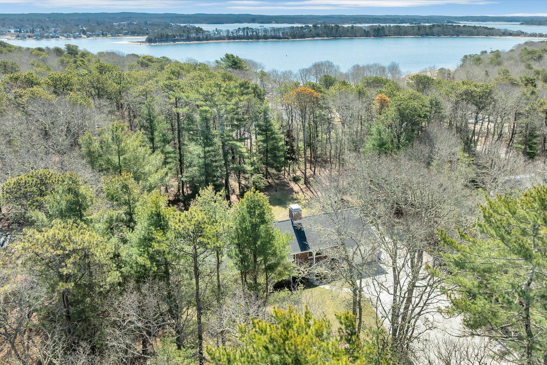 265 Wings Neck Road Property Photo 2