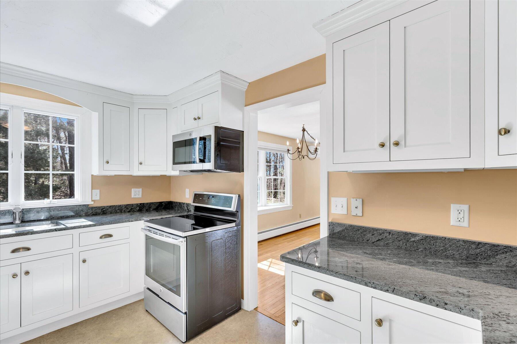 265 Wings Neck Road Property Photo 10