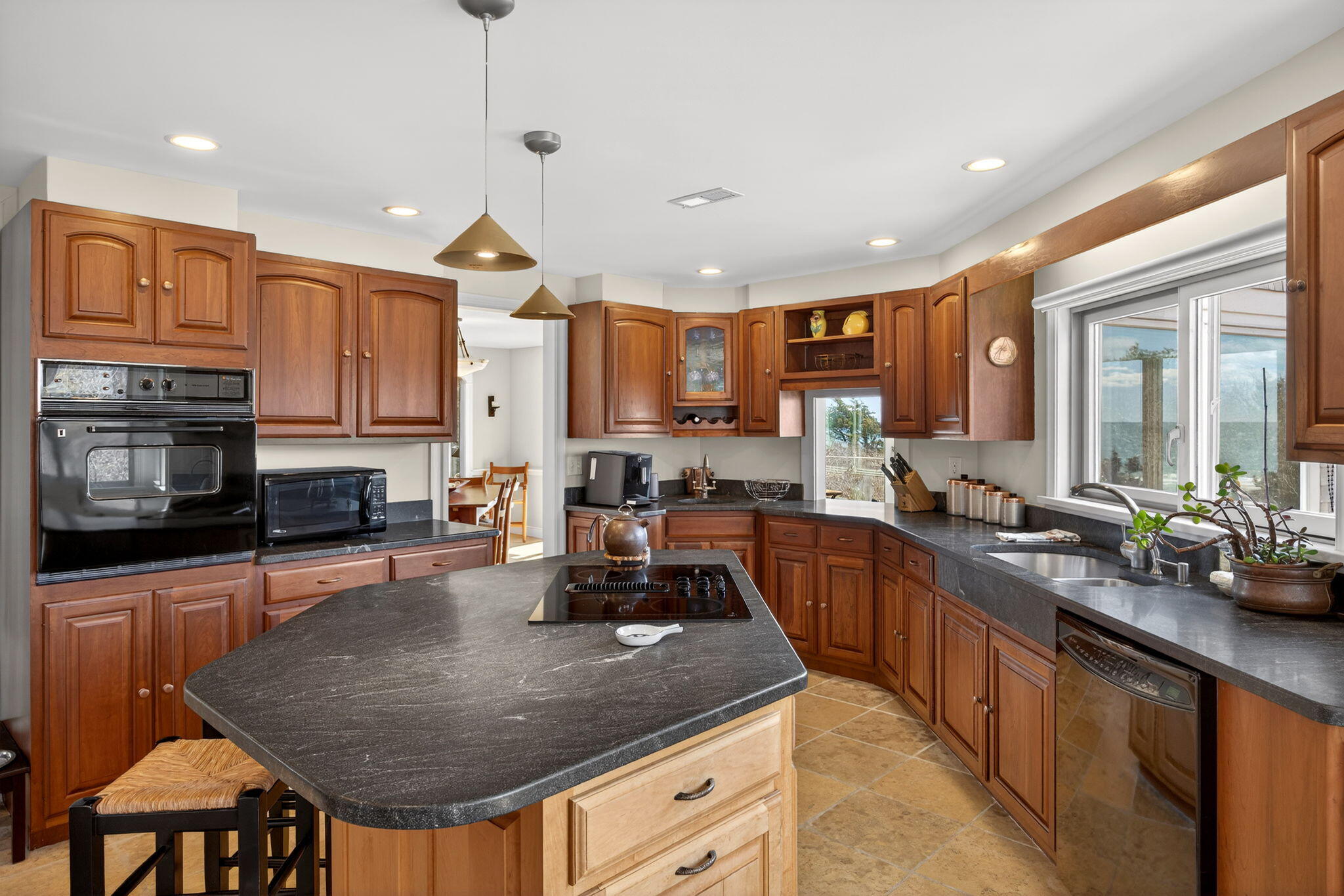 142 Greely Avenue Property Photo 21