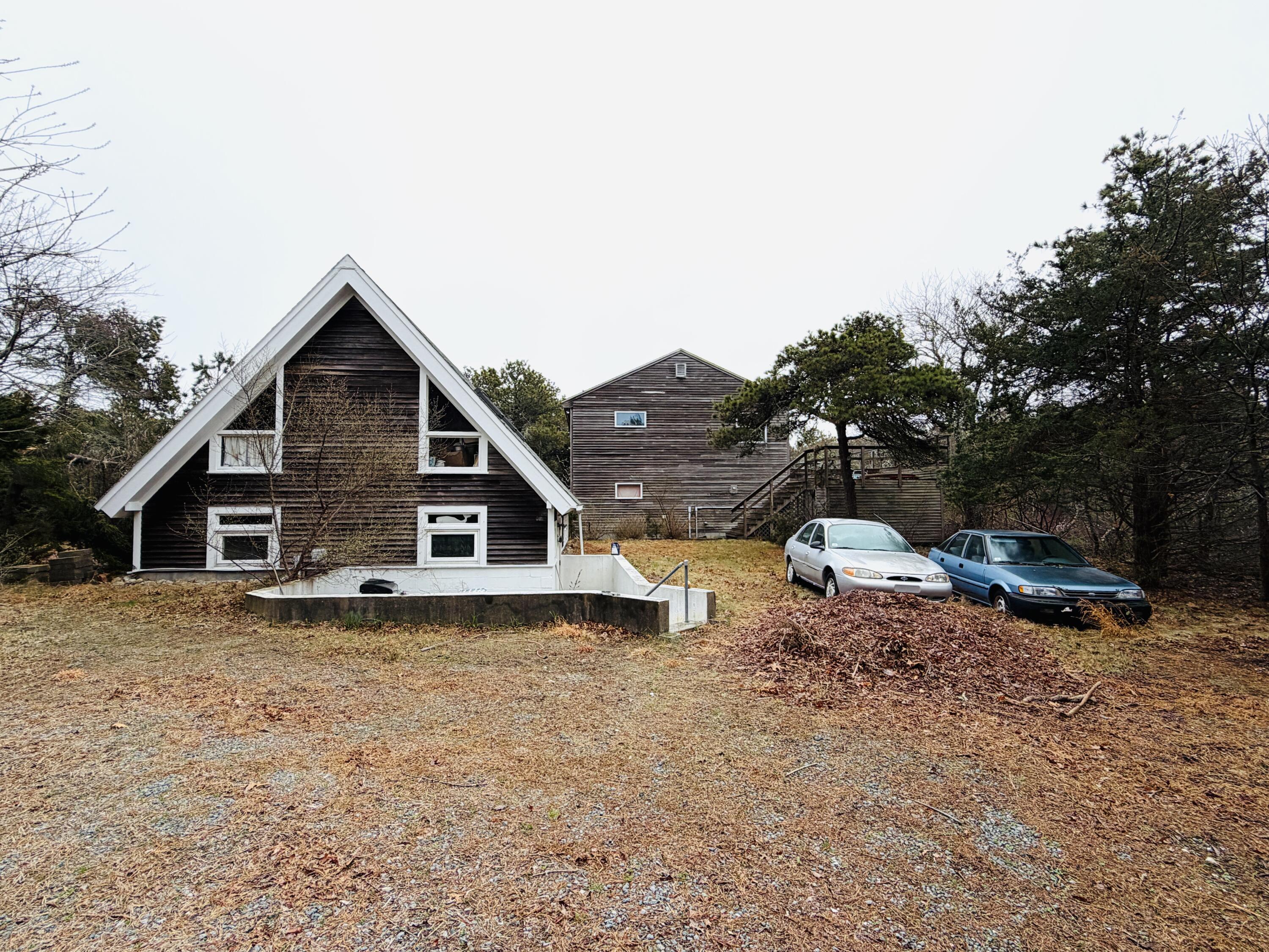 60 Crocker Drive Property Photo 1