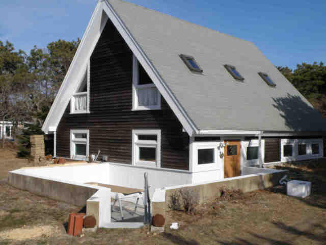 60 Crocker Drive Property Photo 5