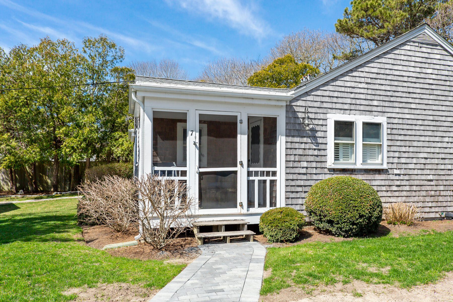 558 Craigville Beach Road Unit 7 Property Photo 3